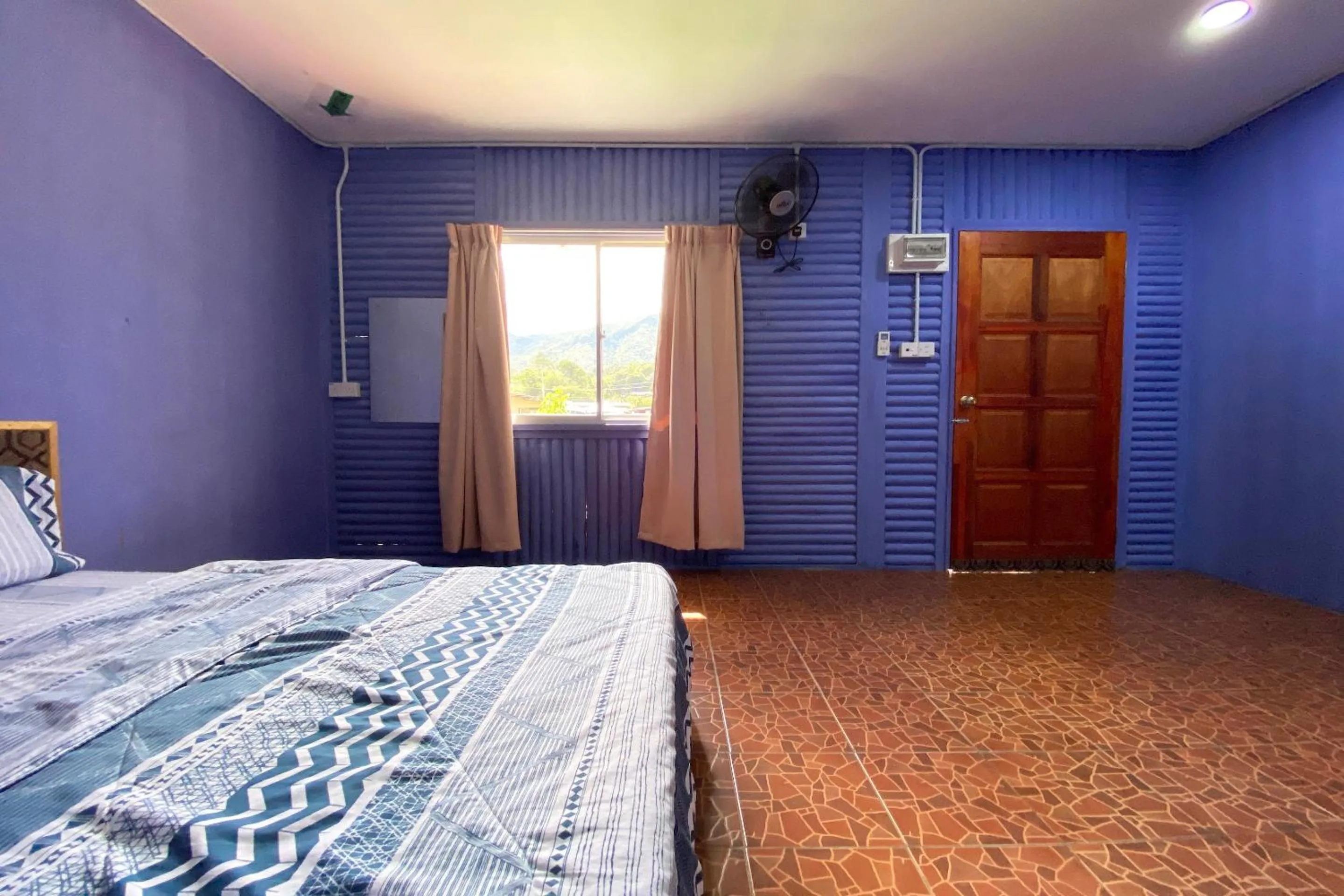 Bedroom, Bed in Hotel O Kampung Stay Kilimu