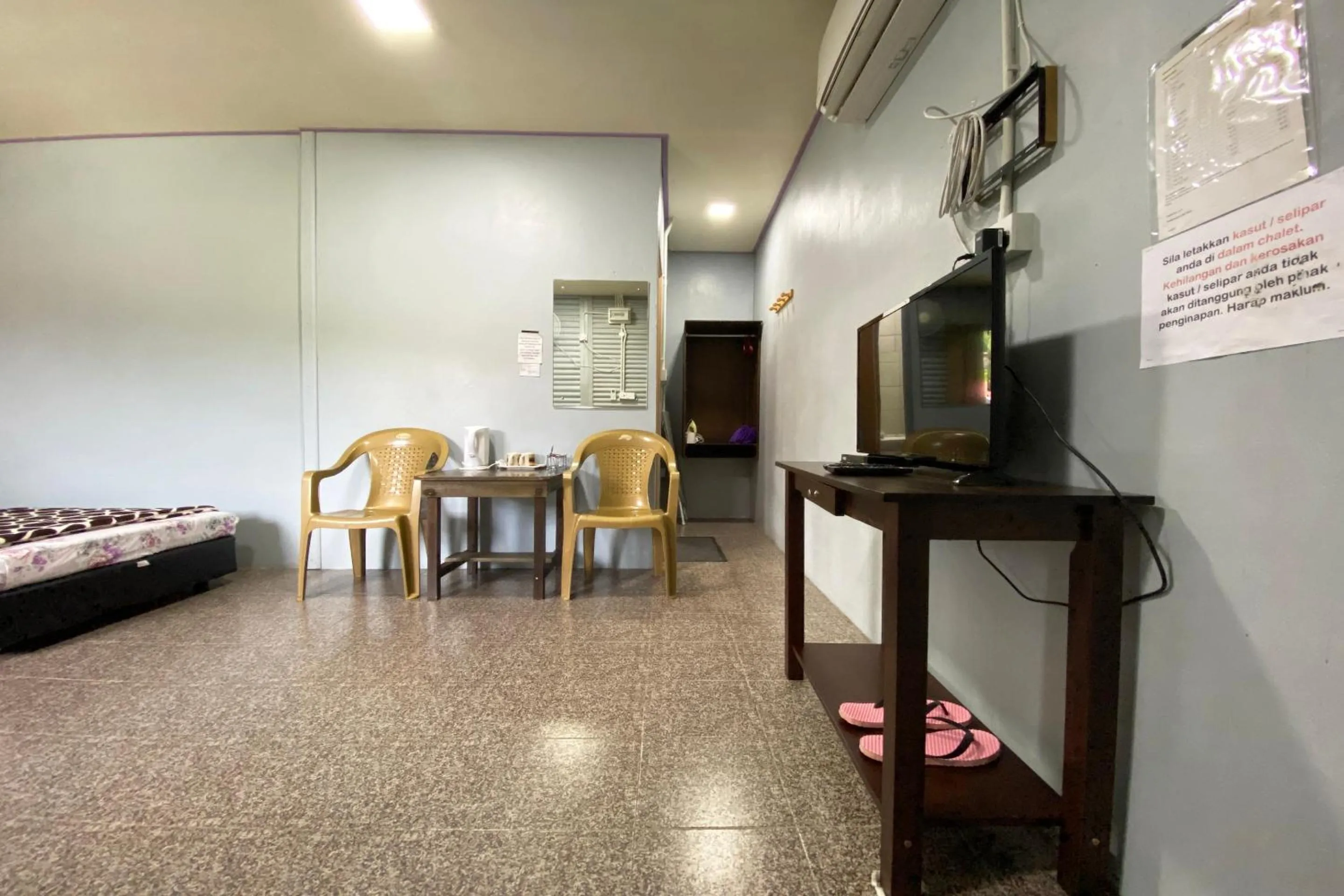 Bedroom in Hotel O Kampung Stay Kilimu