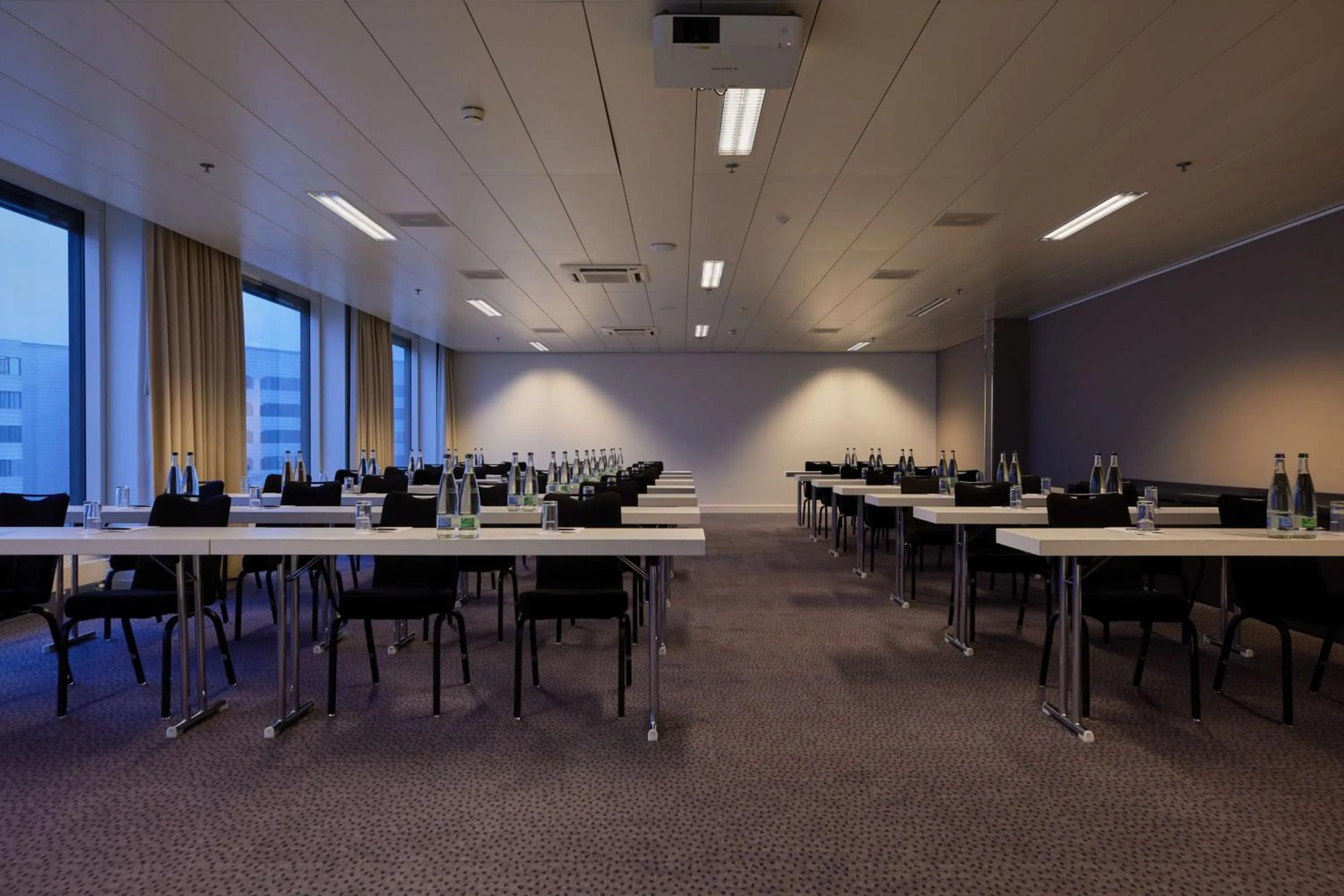 Meeting/conference room in Radisson Blu Hotel Zurich Airport