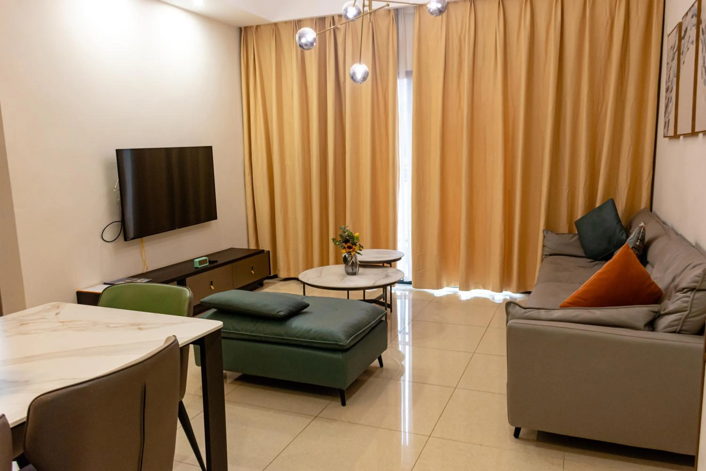 Living room in Rose Garden Private Apartment By LINK