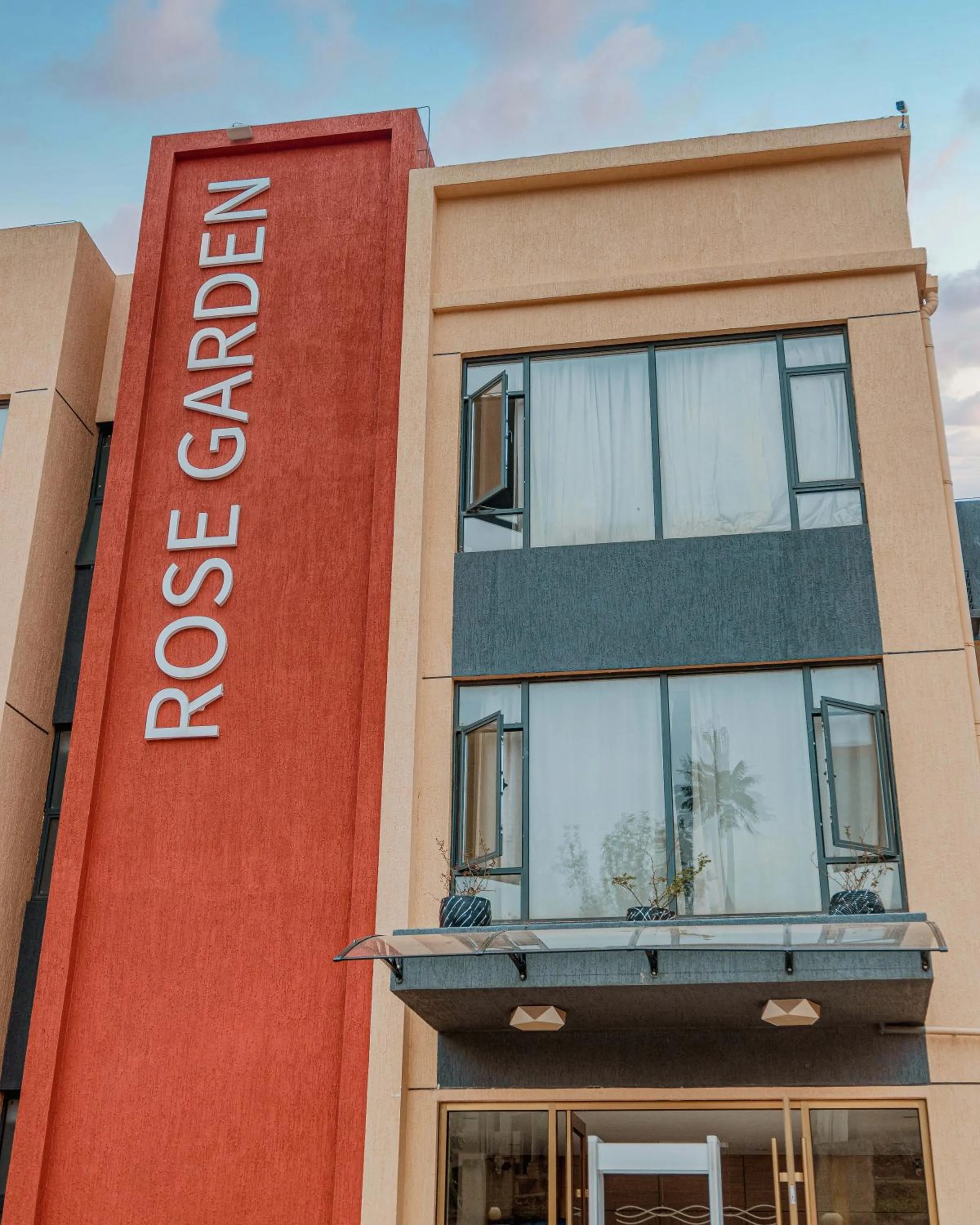 Property building in Rose Garden Private Apartment By LINK