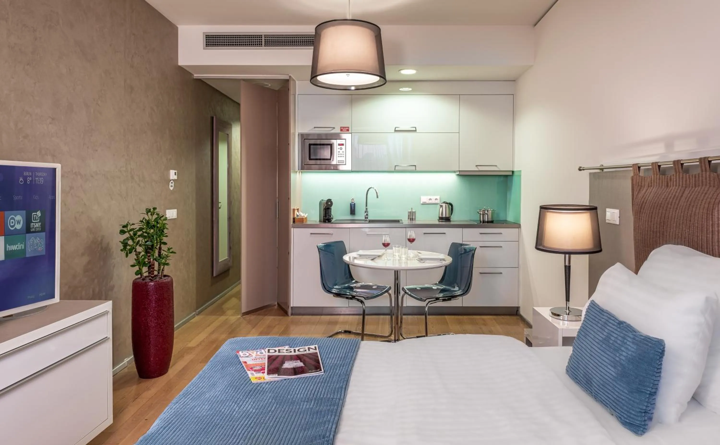 Kitchen or kitchenette in VN3 Terraces Suites by Adrez