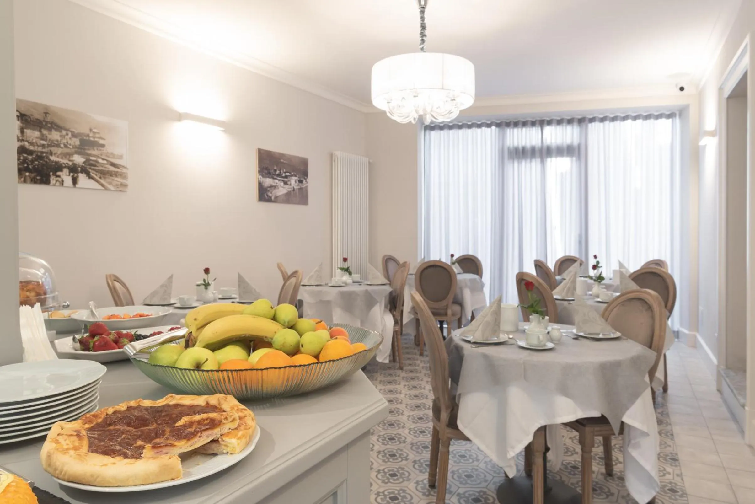 Food and drinks in Antico Borgo B&B Cannobio