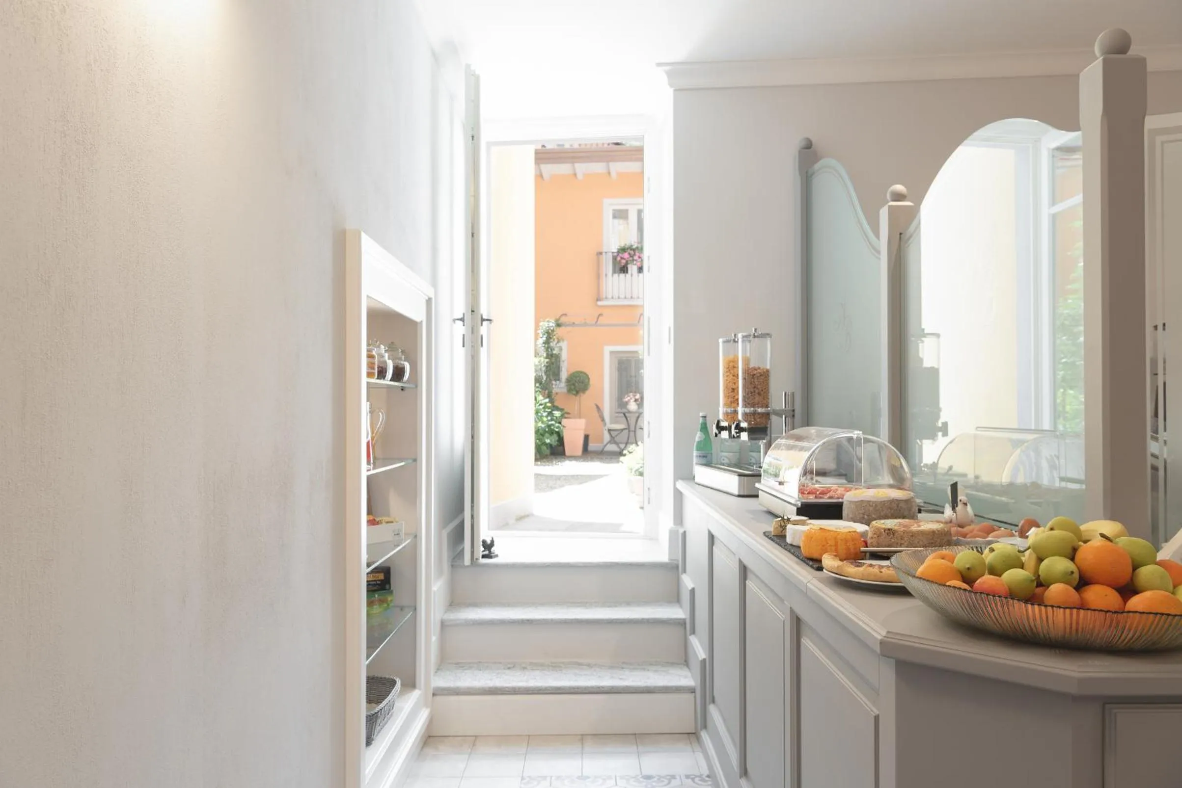 Restaurant/places to eat in Antico Borgo B&B Cannobio