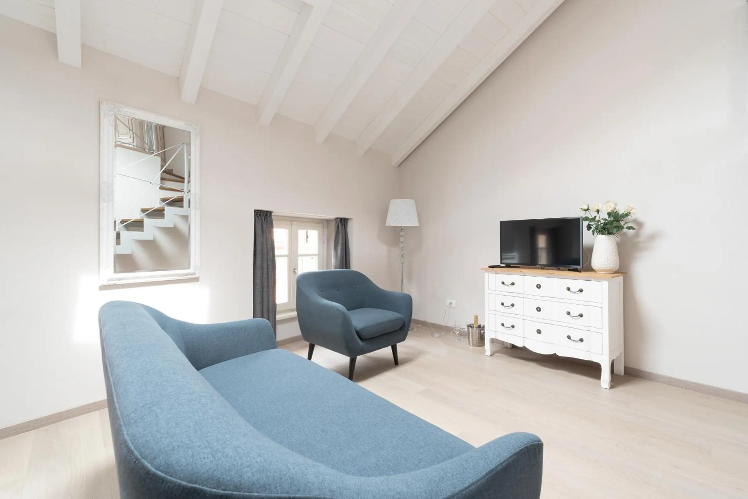 Bed in Antico Borgo B&B Cannobio