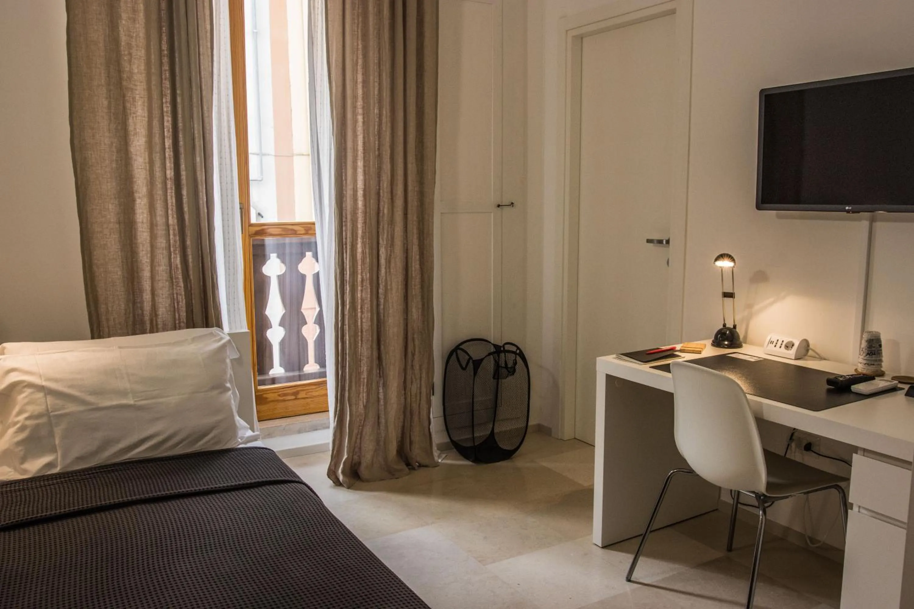 Bed in B&B Colonna - Mole Sua Stat