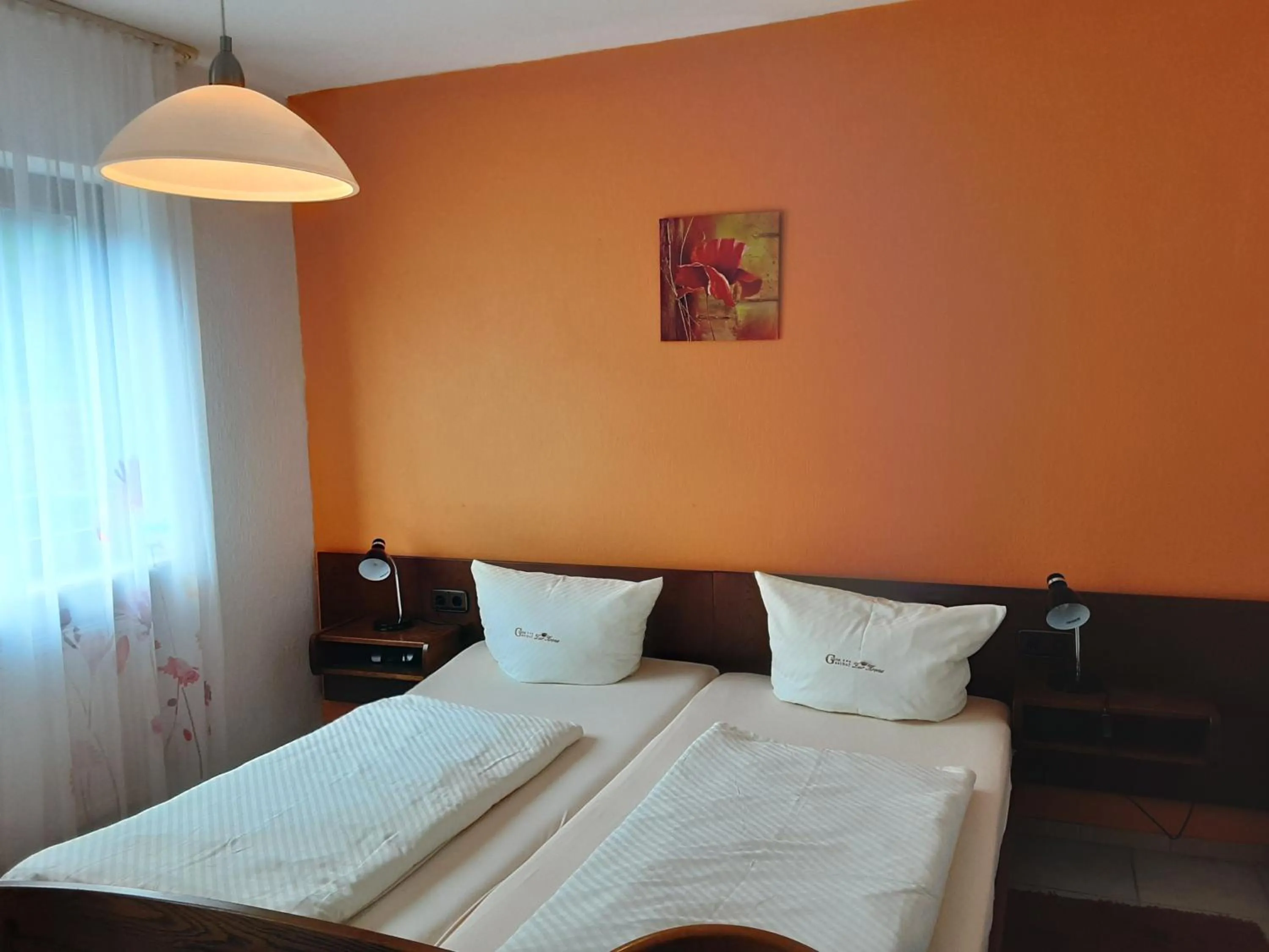 Bed in Hotel Gasthof Zur Krone