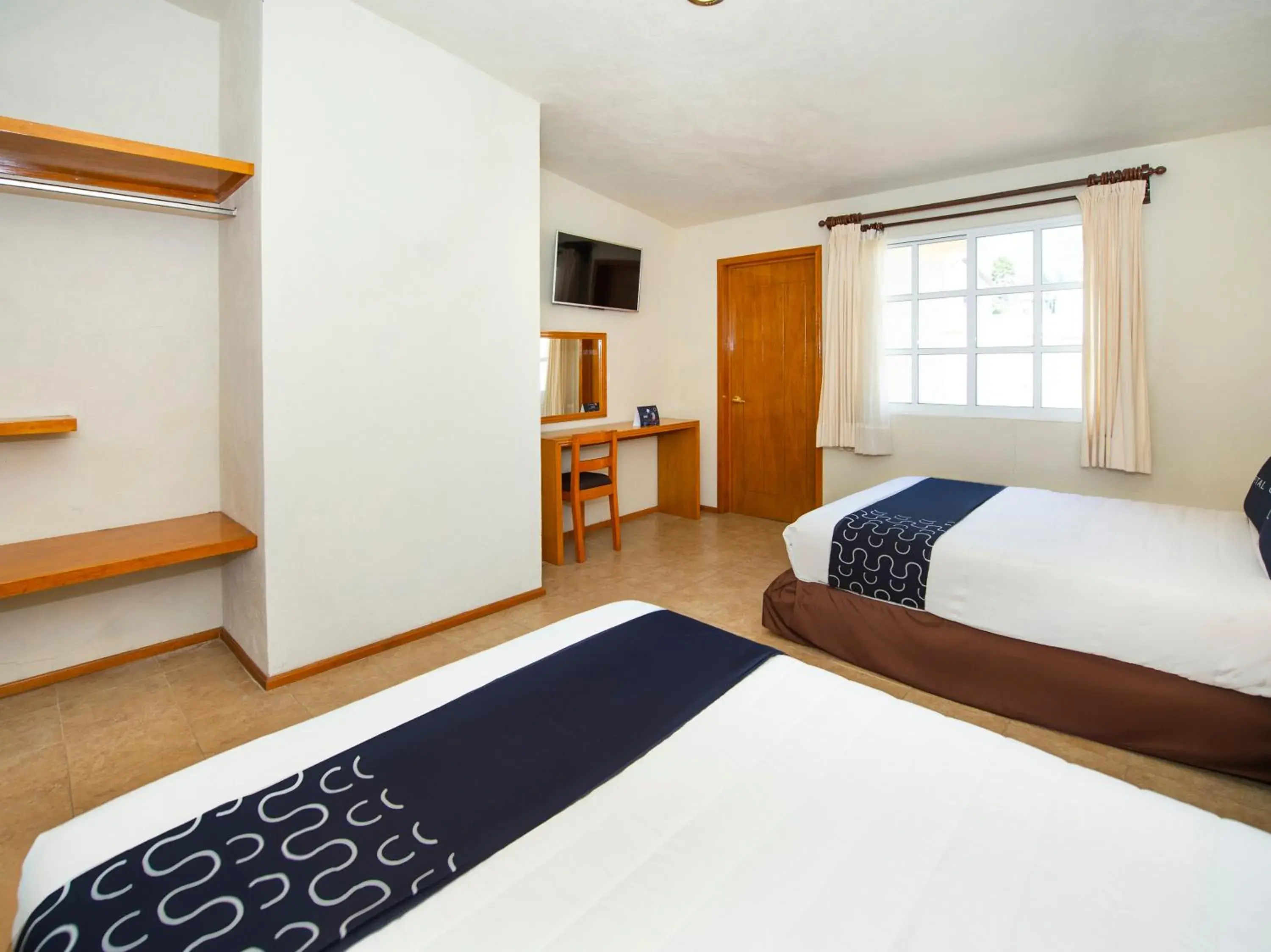 Small Twin Room in Hotel La Casa de Don Tito, Jocotitlan Small Twin Room in Hotel La Casa de Don Tito, Jocotitlan