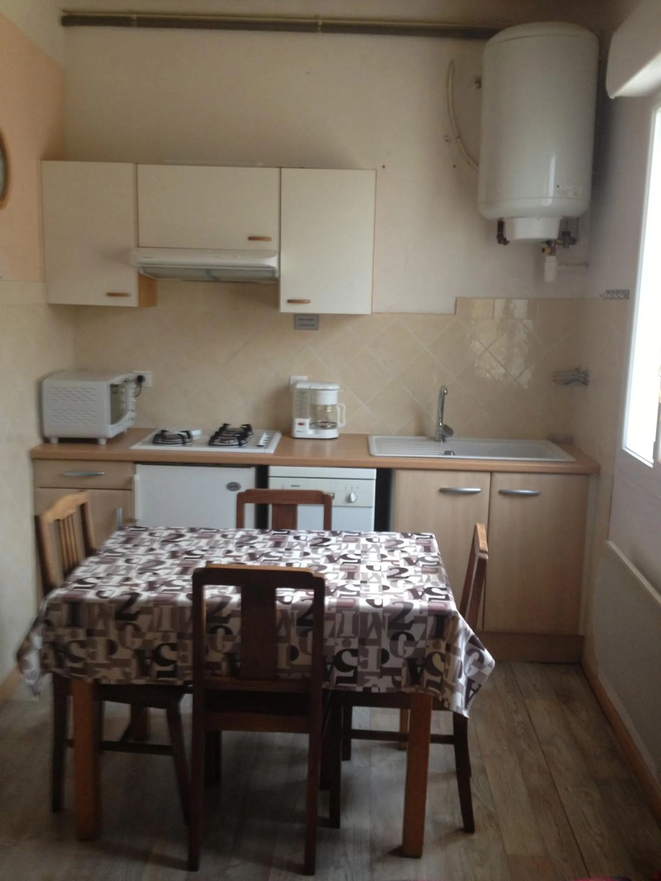 Kitchen or kitchenette in Résidence Natura