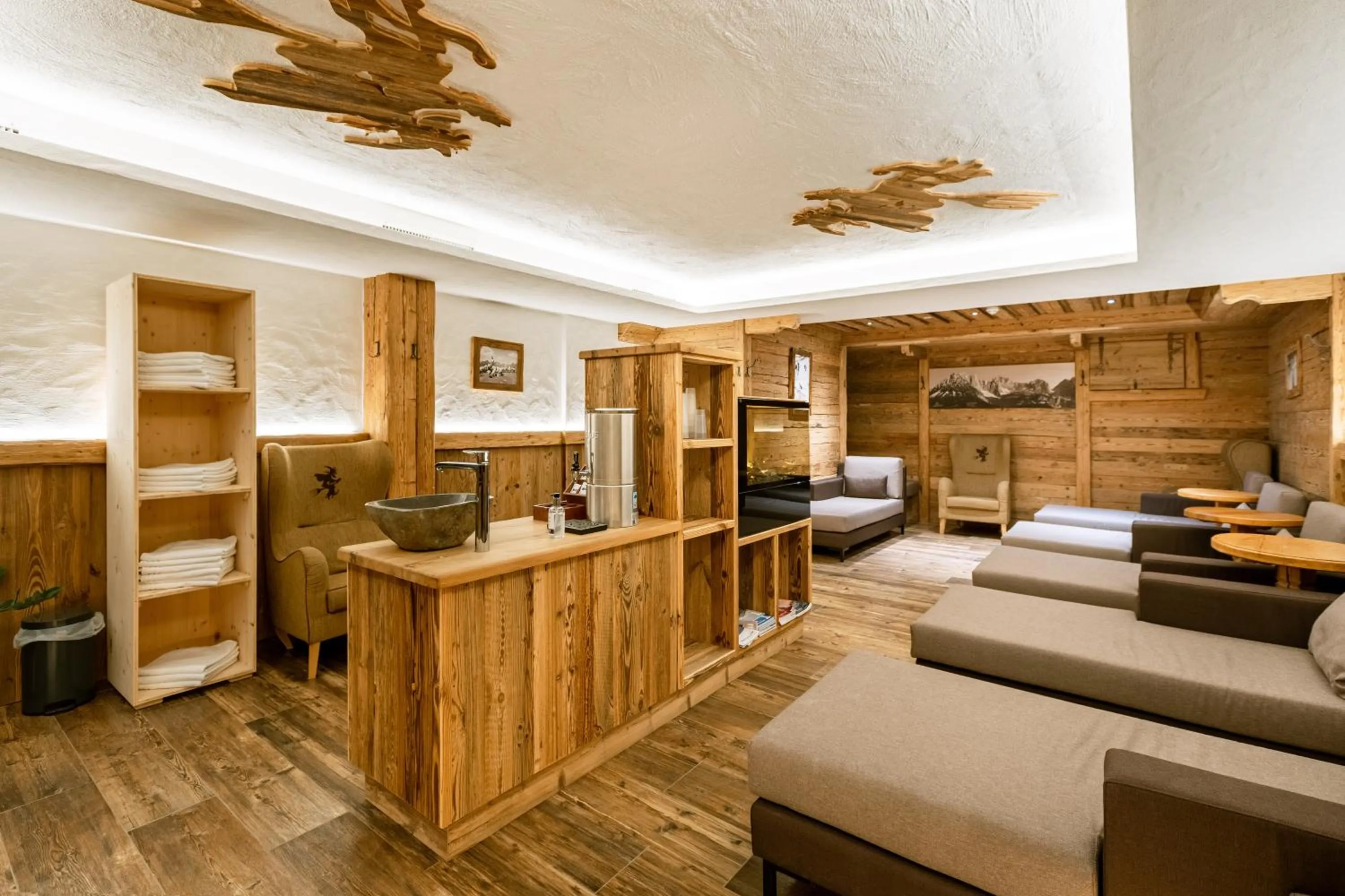 Sauna, Bed in Hotel Restaurant Hexenalm