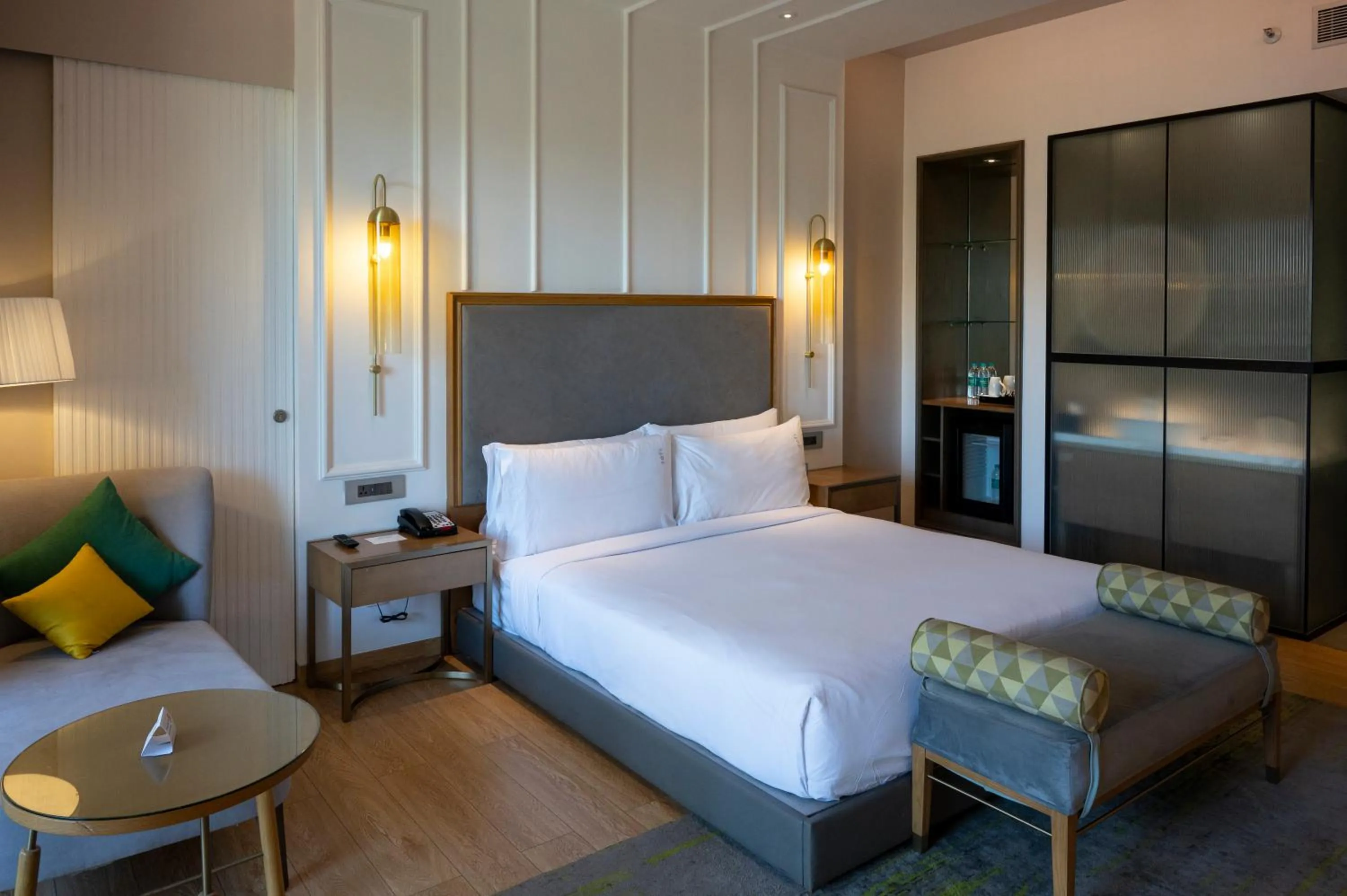 Bed in Holiday Inn Goa Candolim