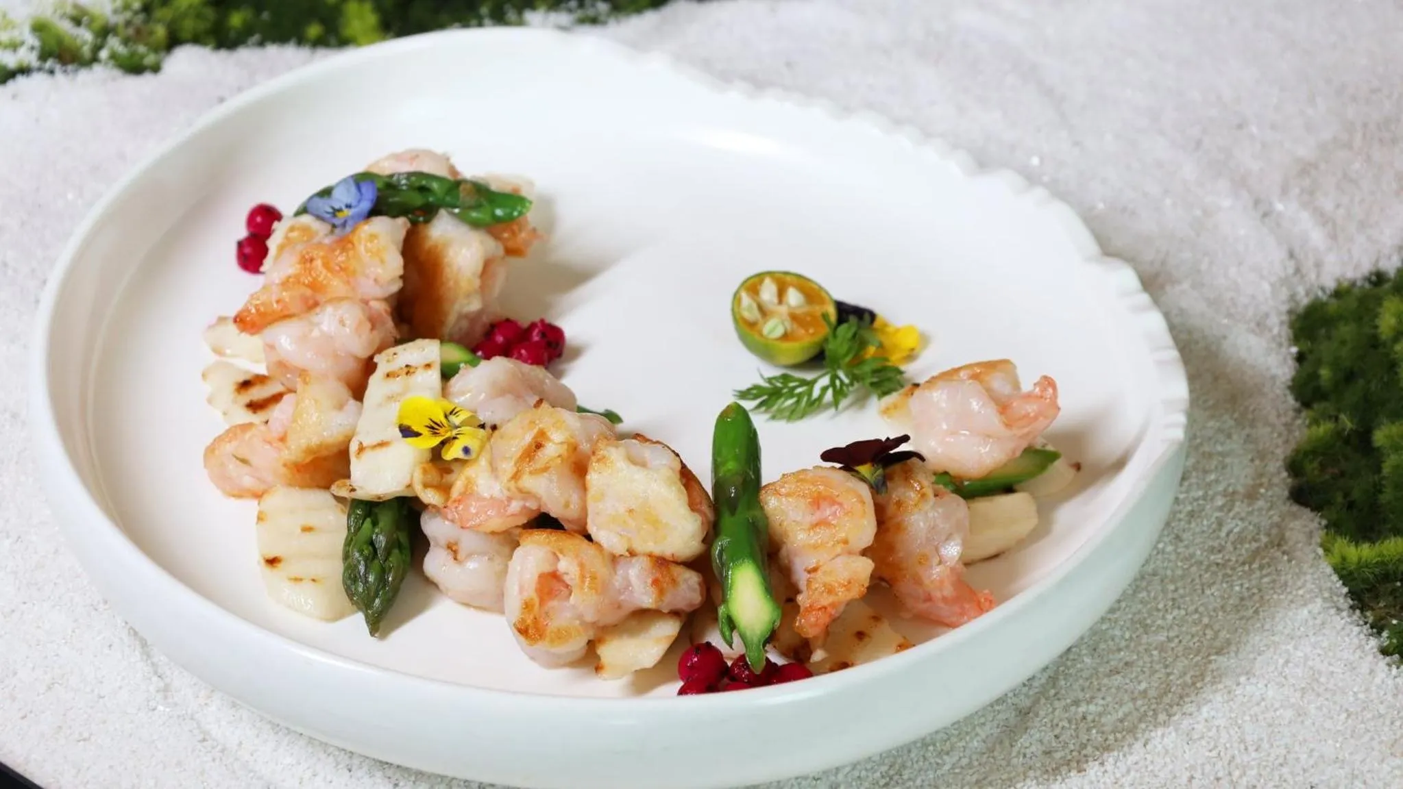 Restaurant/places to eat in Holiday Inn Fuyang by IHG