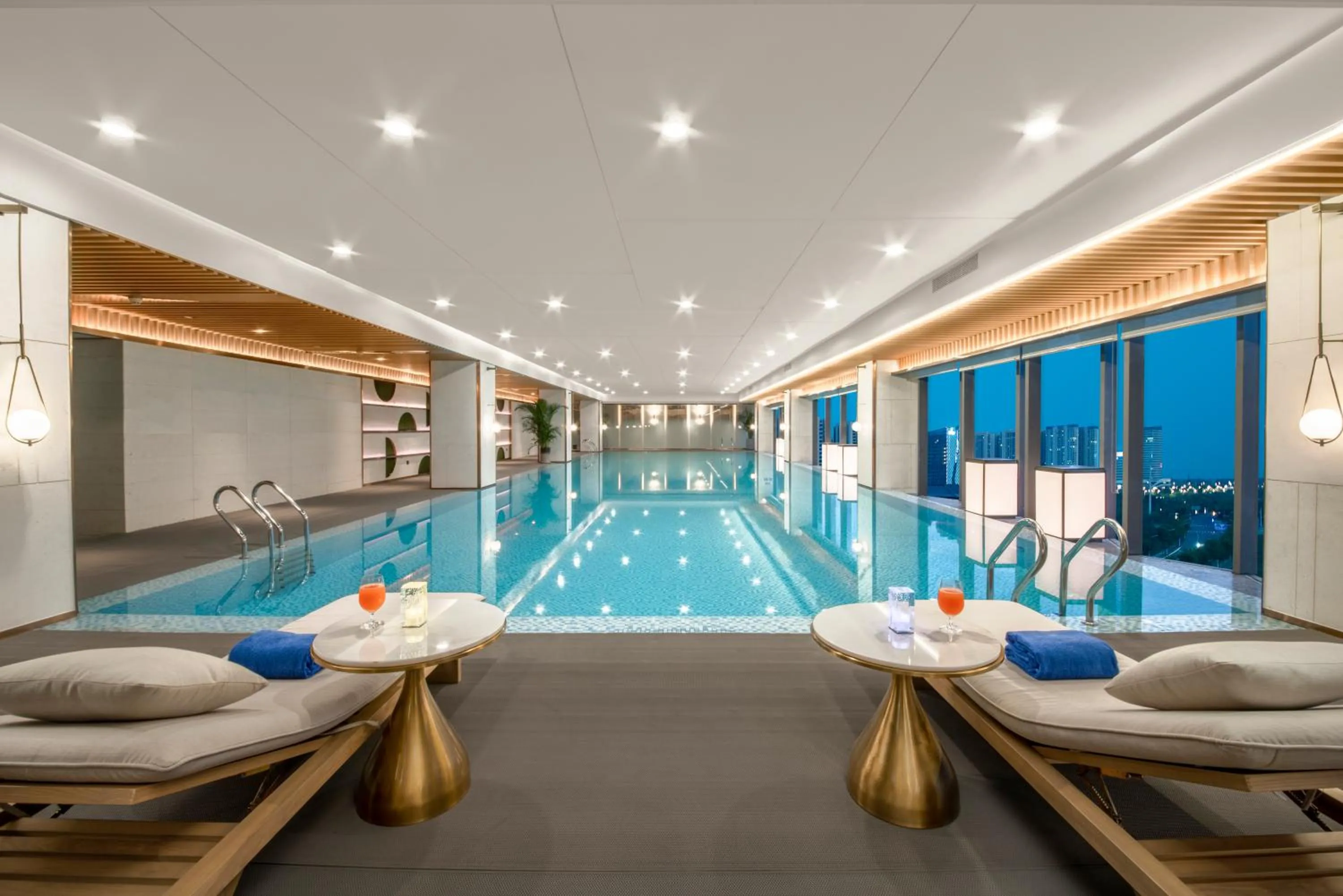 Swimming pool in Holiday Inn Fuyang by IHG