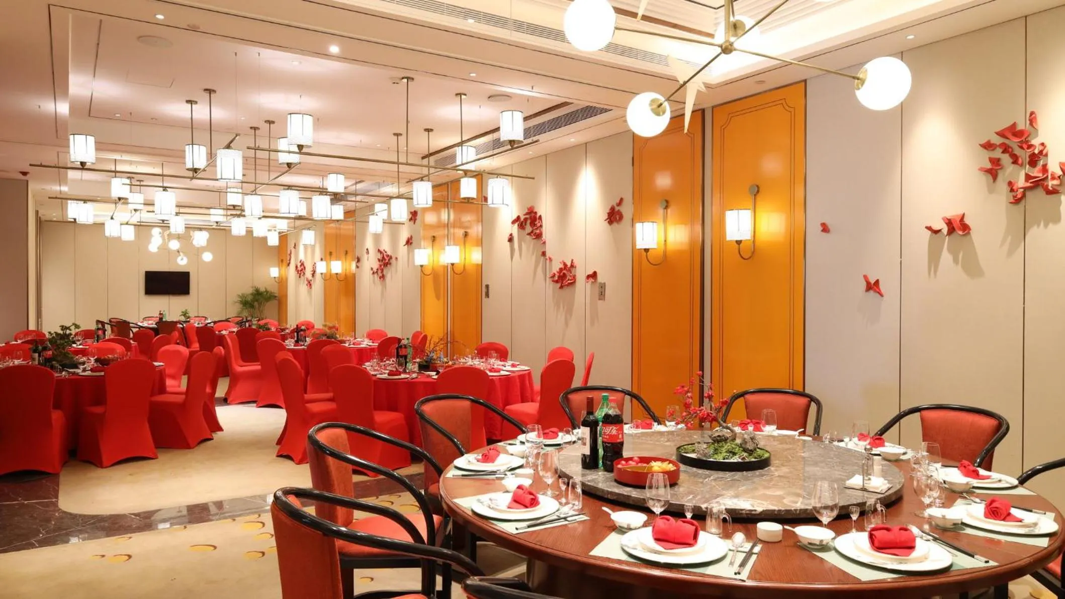 Restaurant/places to eat in Holiday Inn Fuyang by IHG