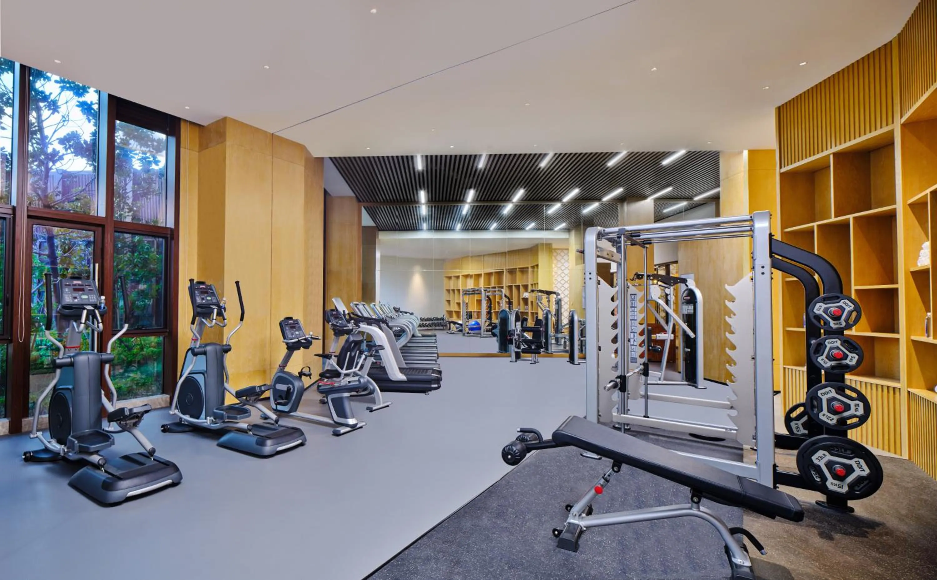 HUALUXE Suzhou Bay Hot Spring Resort