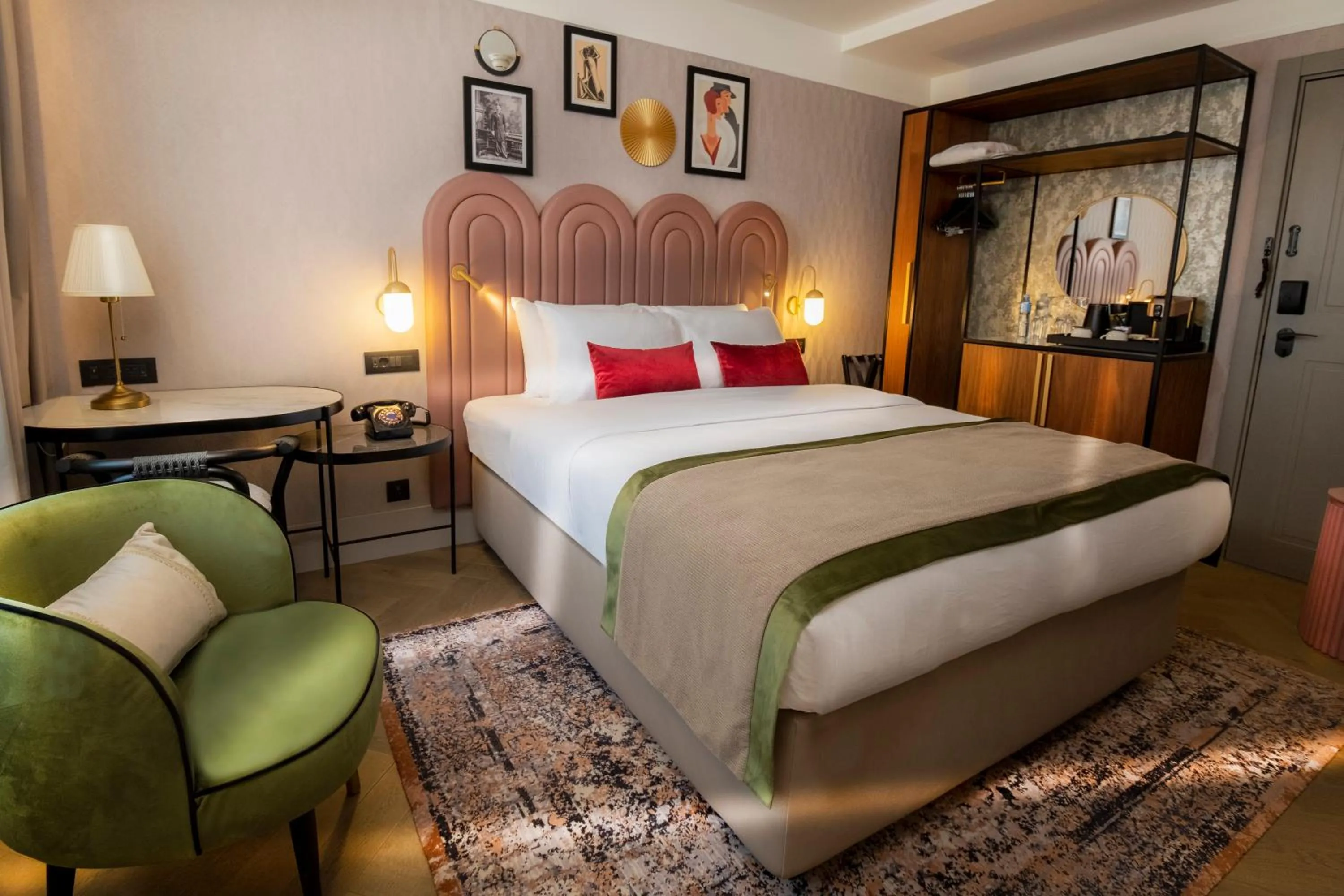 Photo of the whole room, Bed in Hotel Indigo Belgrade by IHG