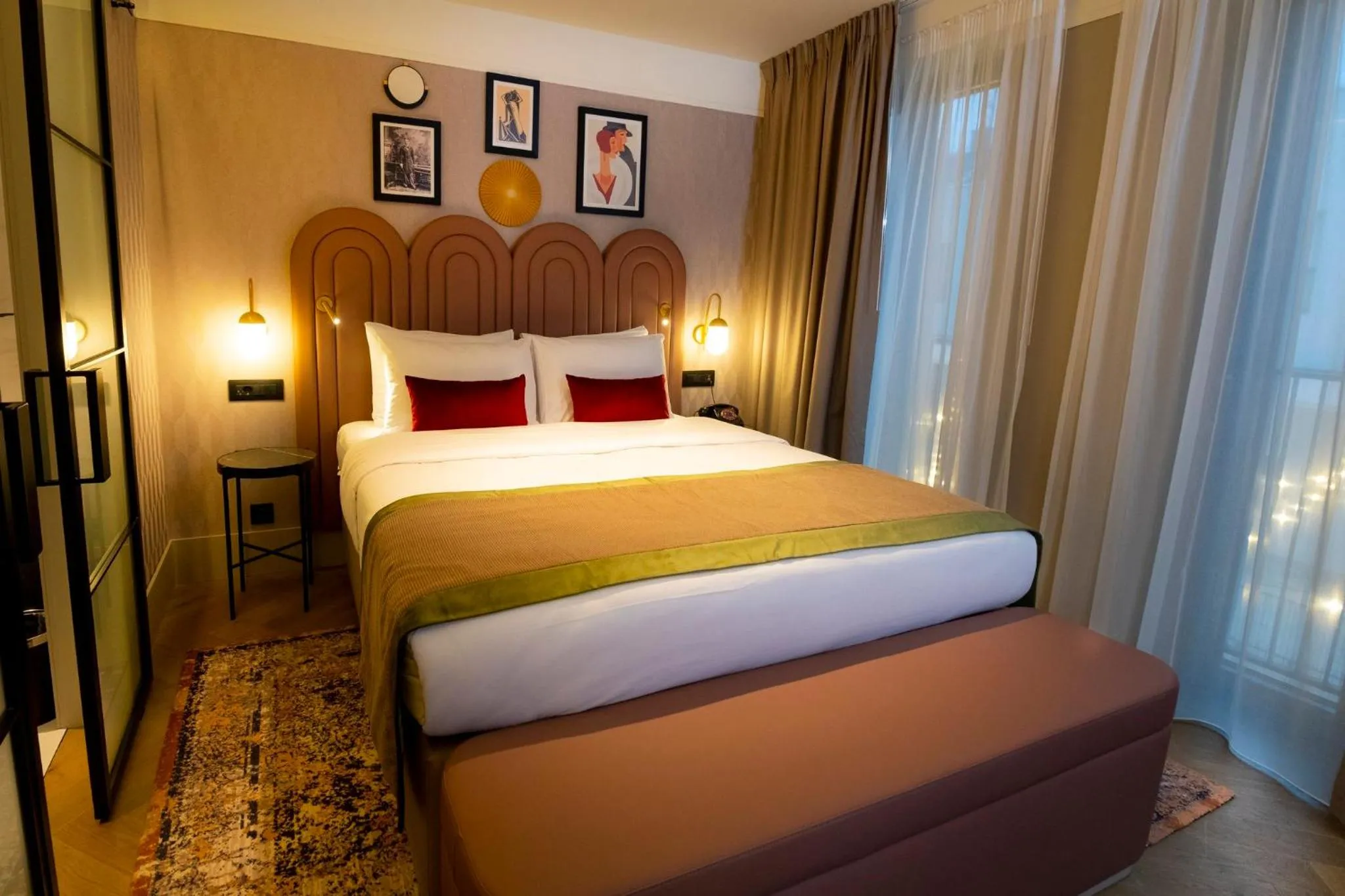 Photo of the whole room, Bed in Hotel Indigo Belgrade by IHG