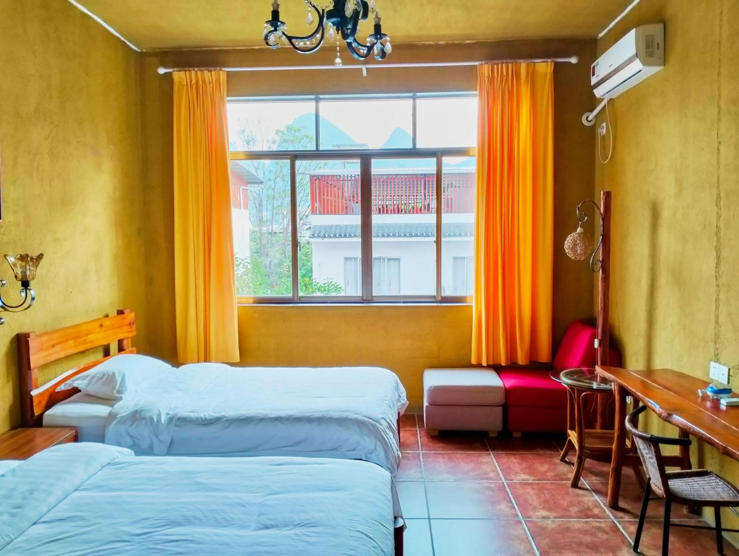 Bed in YangShuo Eden Inn