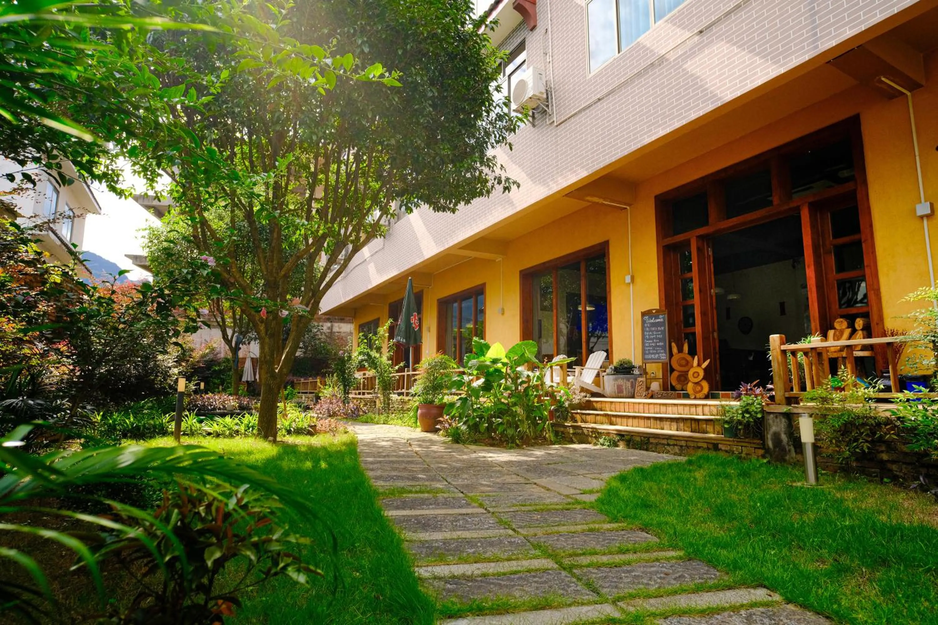 Garden in YangShuo Eden Inn