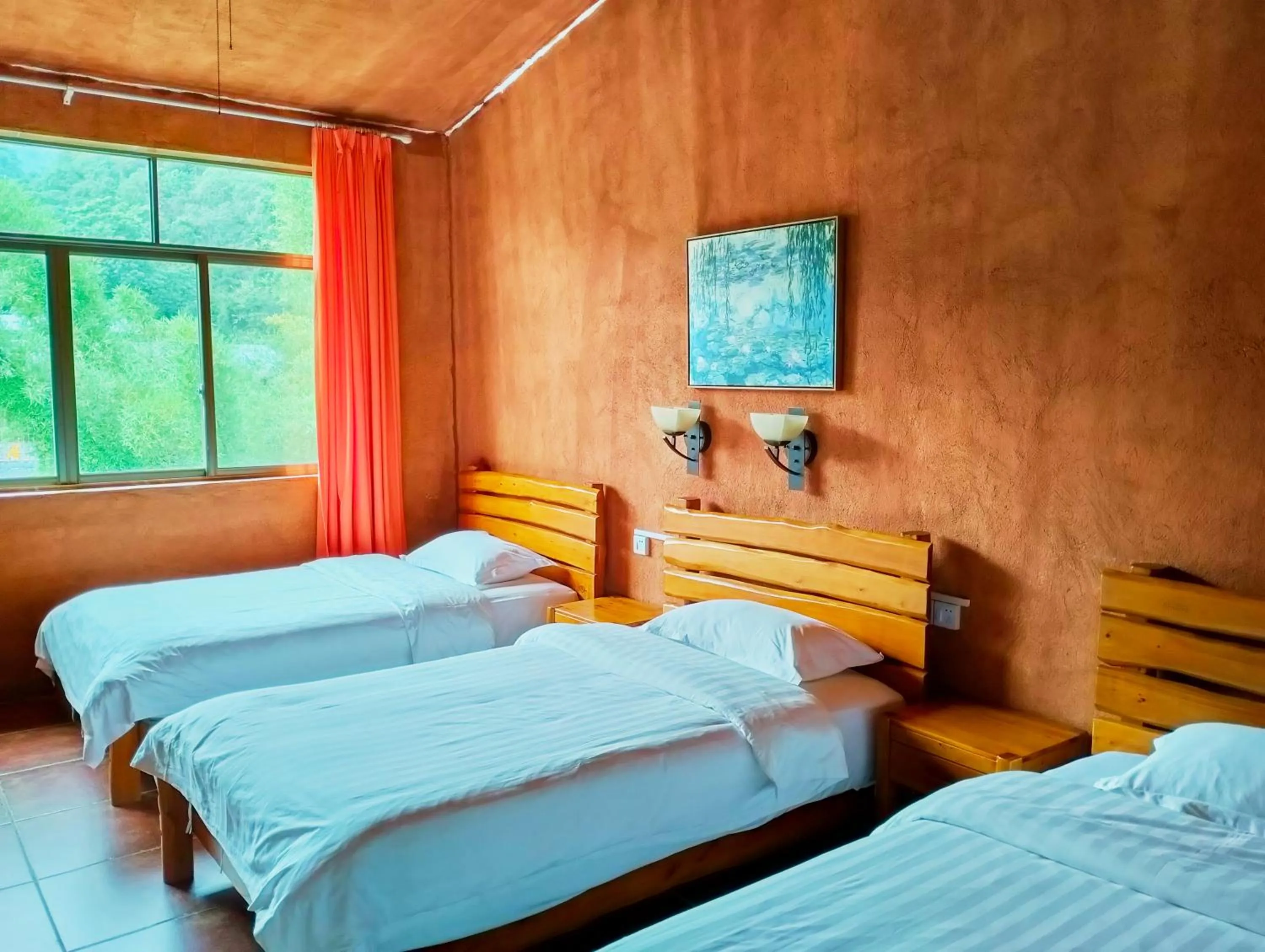 Bed in YangShuo Eden Inn