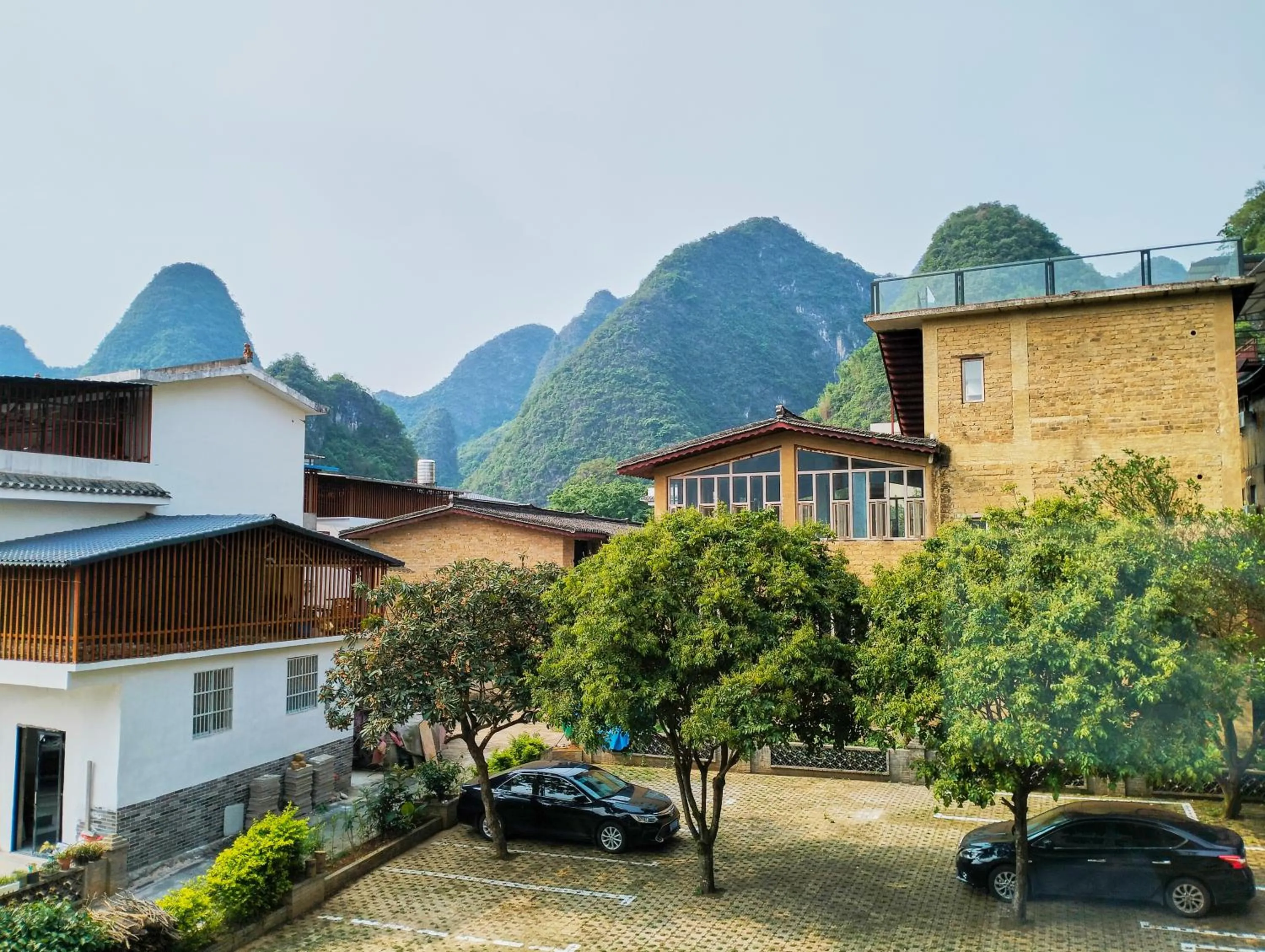 Property building in YangShuo Eden Inn