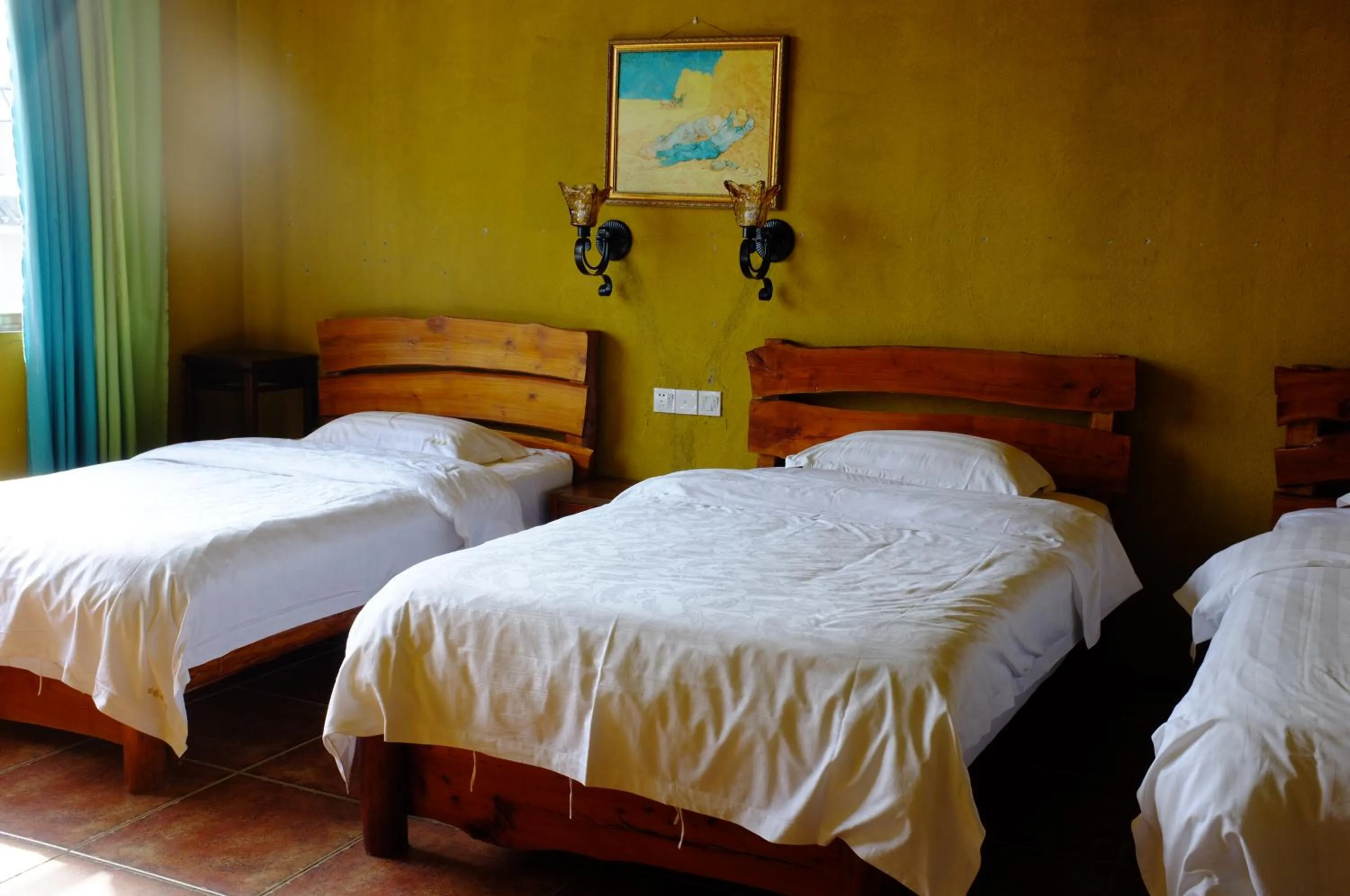 Photo of the whole room, Bed in YangShuo Eden Inn