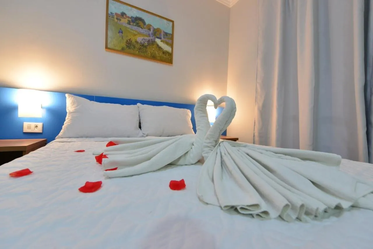 Bed in Vinds Economic Hotel