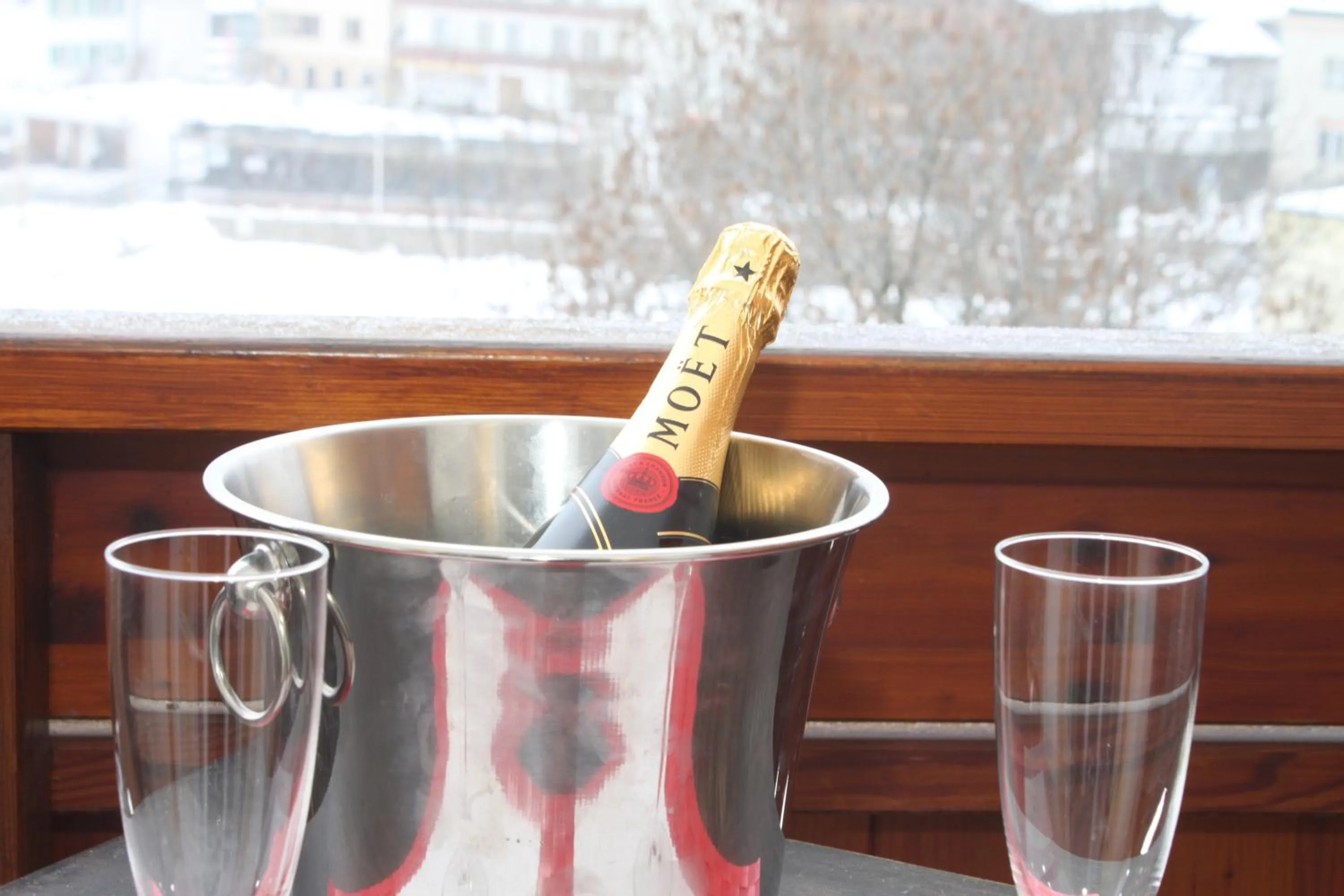 Drinks in Grichting Hotel & Serviced Apartments