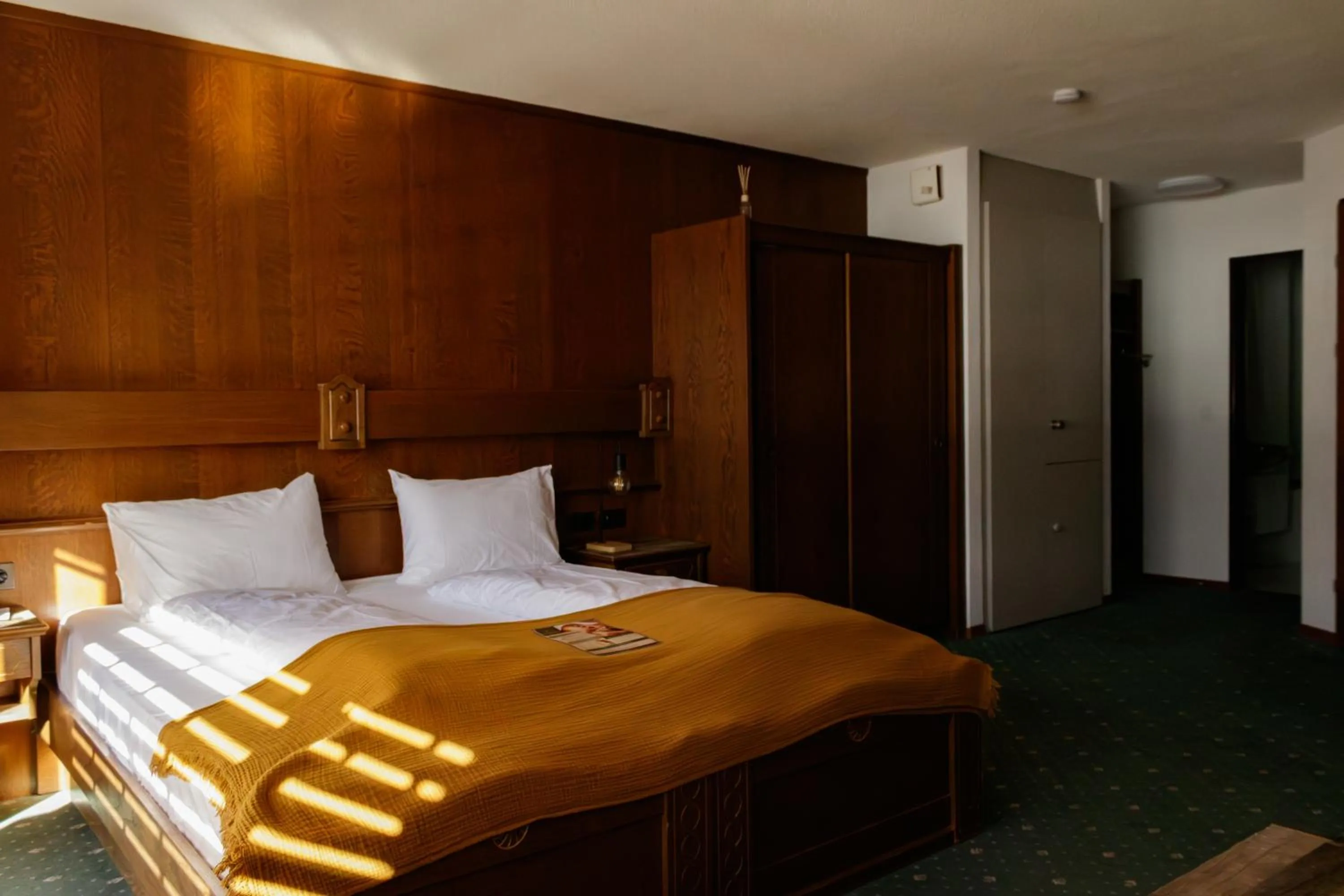 Bed in Grichting Hotel & Serviced Apartments