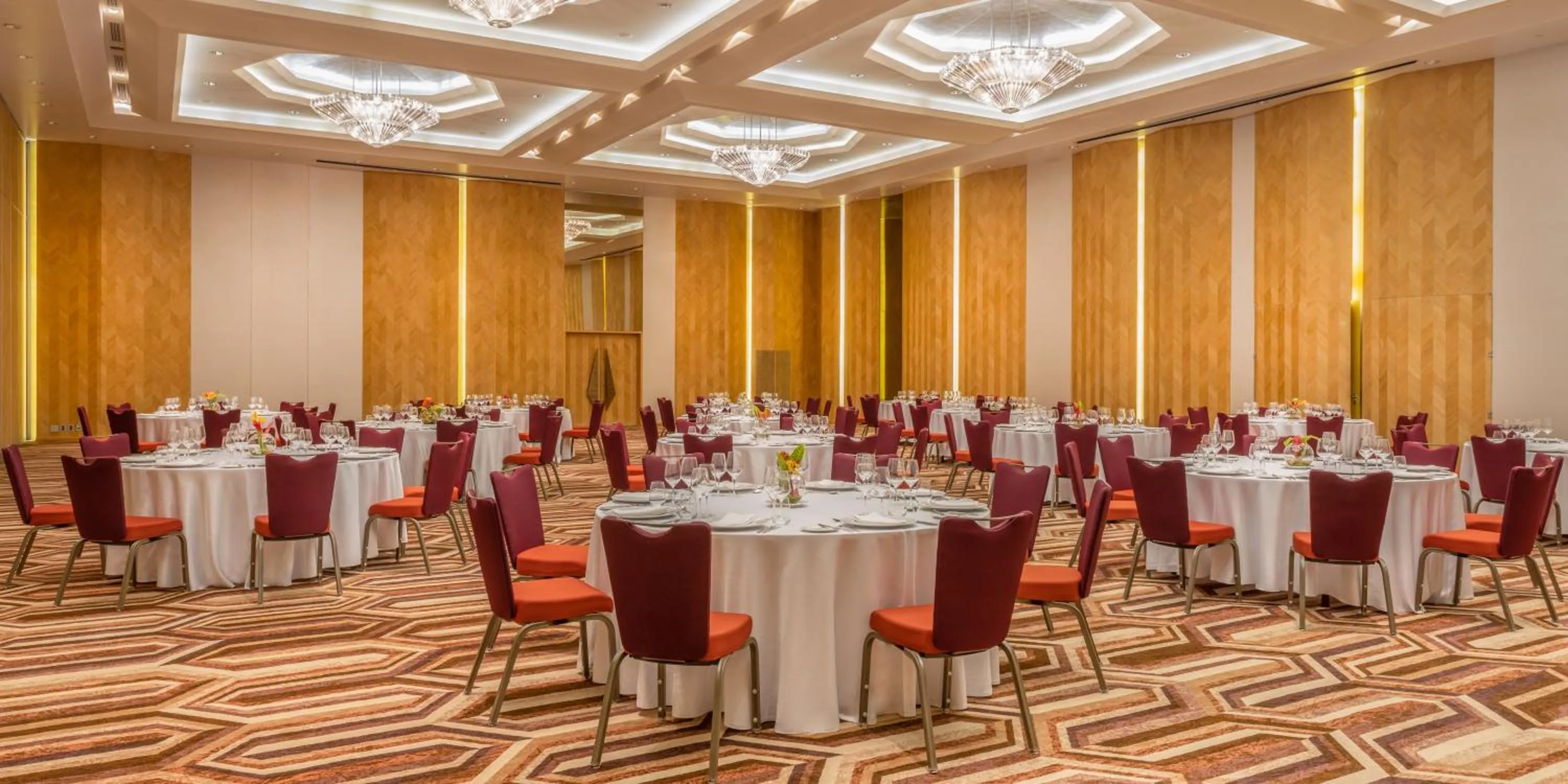 Banquet/Function facilities in InterContinental Luanda Miramar by IHG