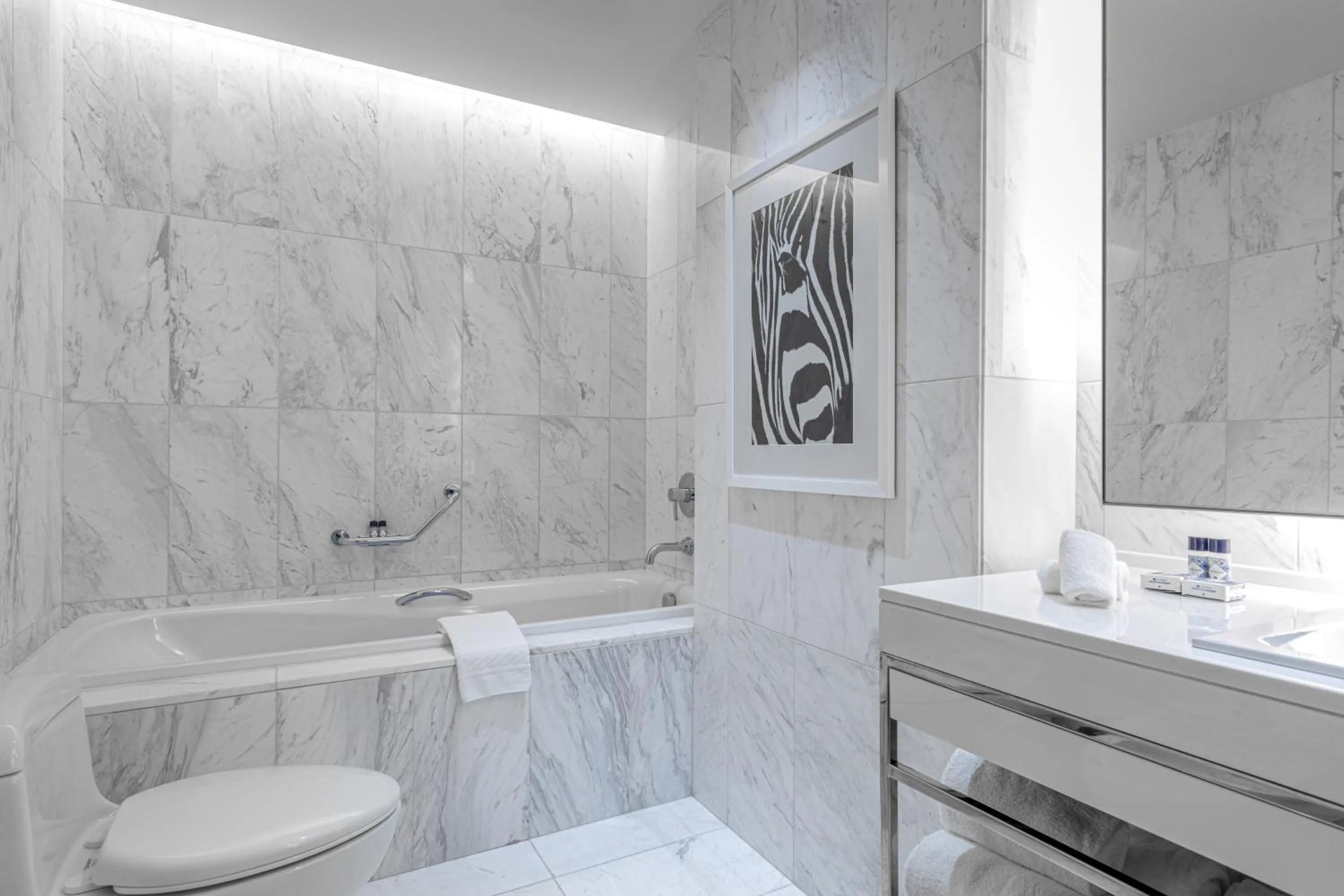 Bathroom in InterContinental Luanda Miramar by IHG