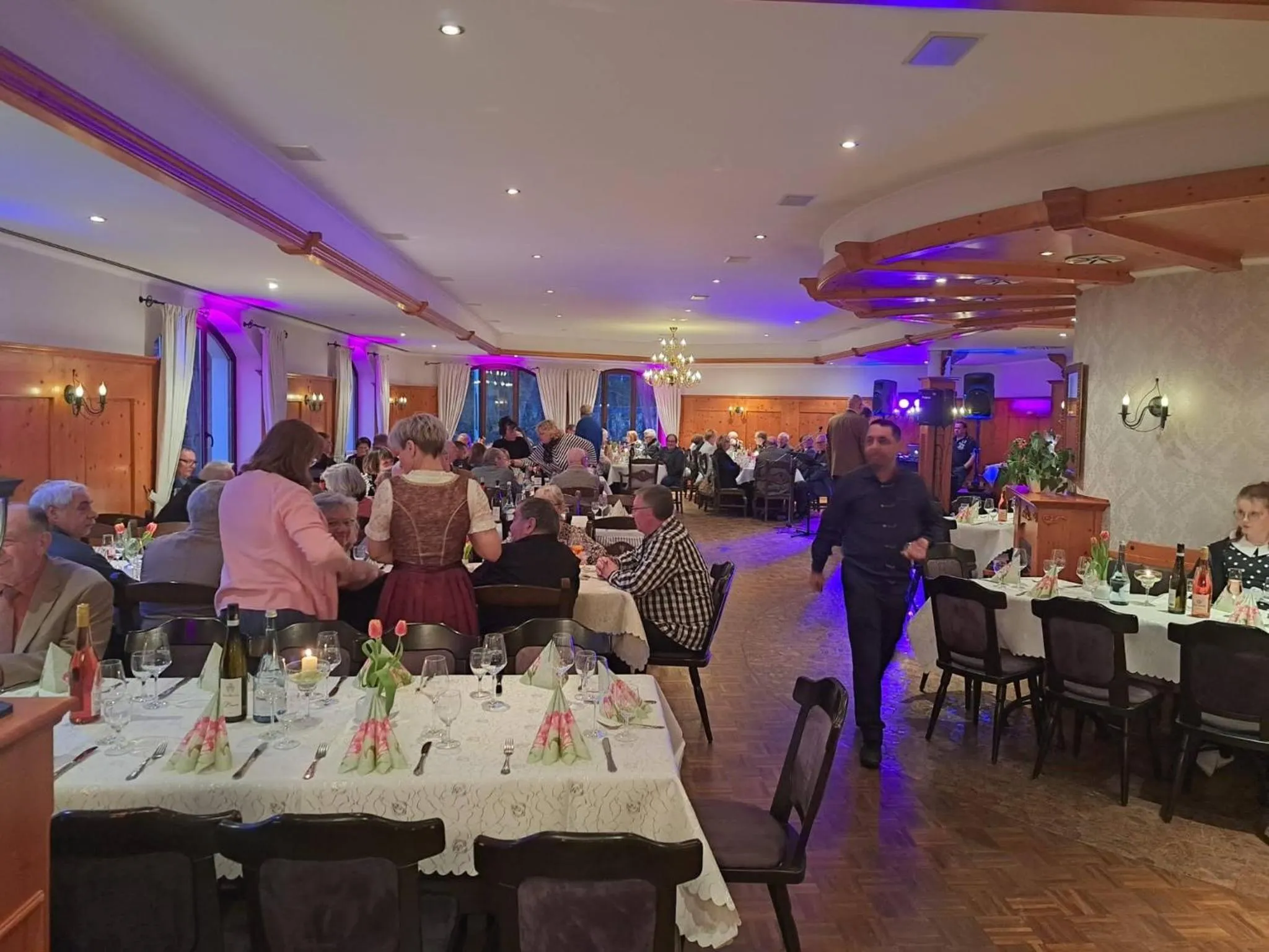 Restaurant/places to eat in Hotel Wernerwald