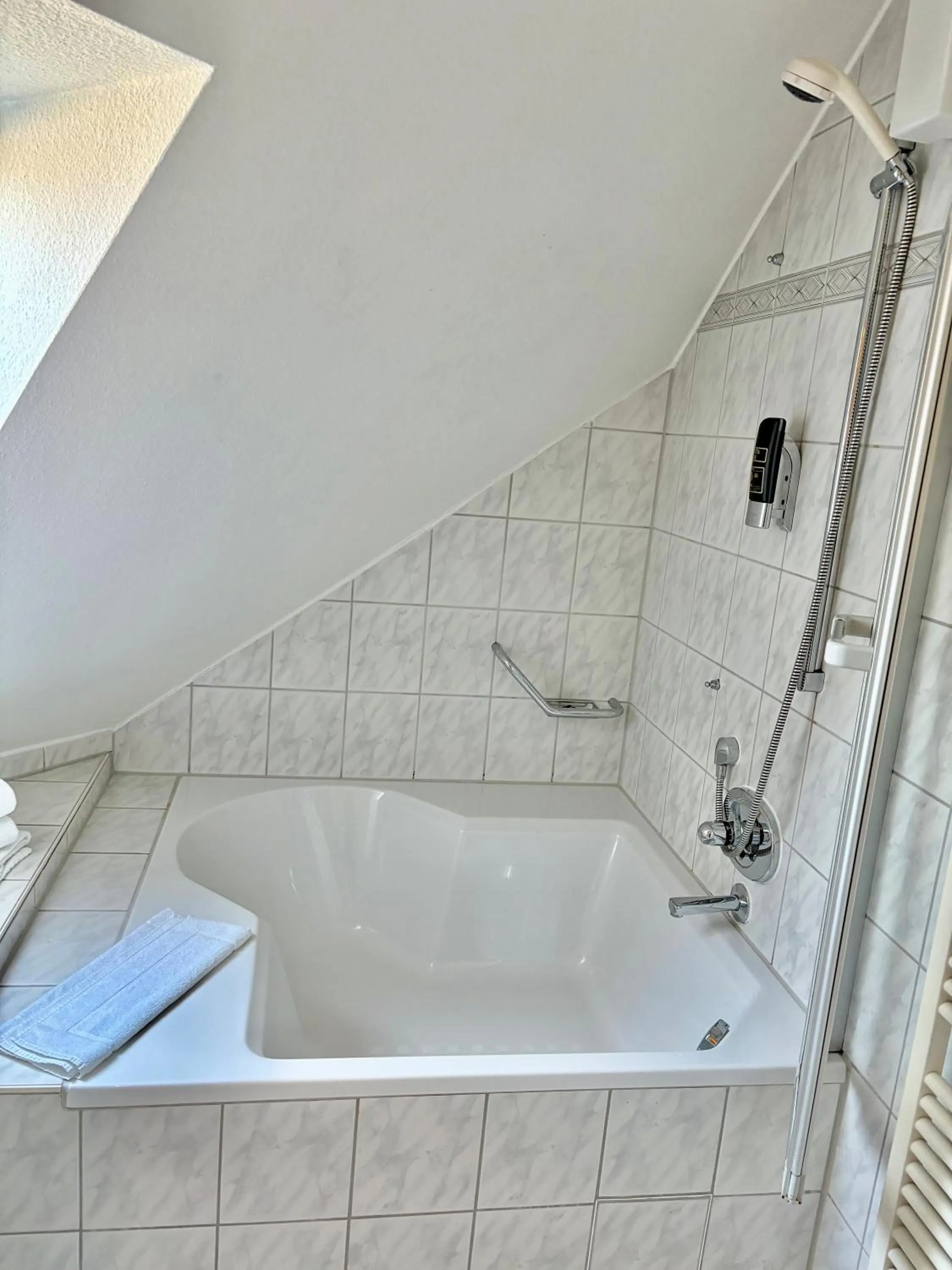 Bath in eXo Hotel Franka Bamberg - by NeVo Hotels