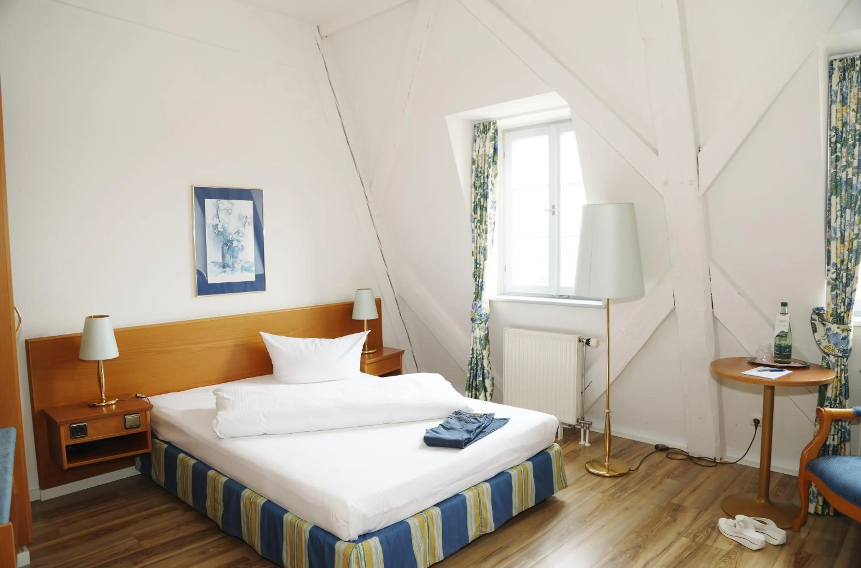 Photo of the whole room, Bed in eXo Hotel Franka Bamberg - by NeVo Hotels