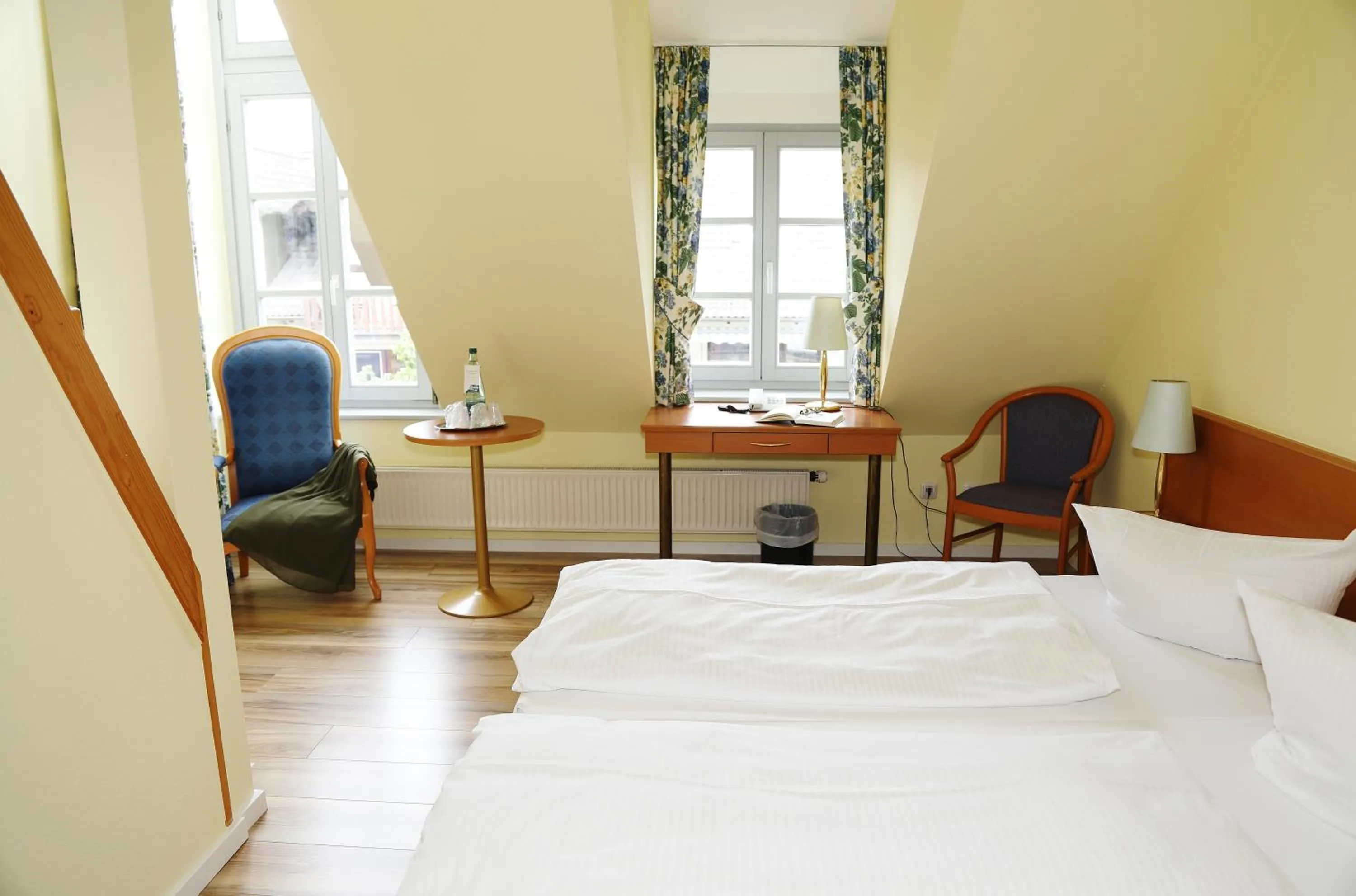 Photo of the whole room, Bed in eXo Hotel Franka Bamberg - by NeVo Hotels