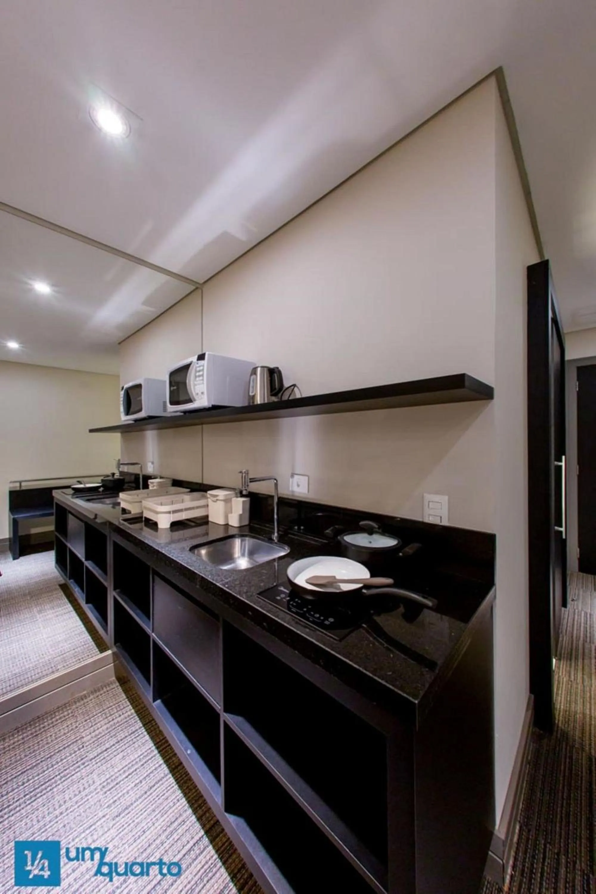 Bedroom in Manhattan Floor