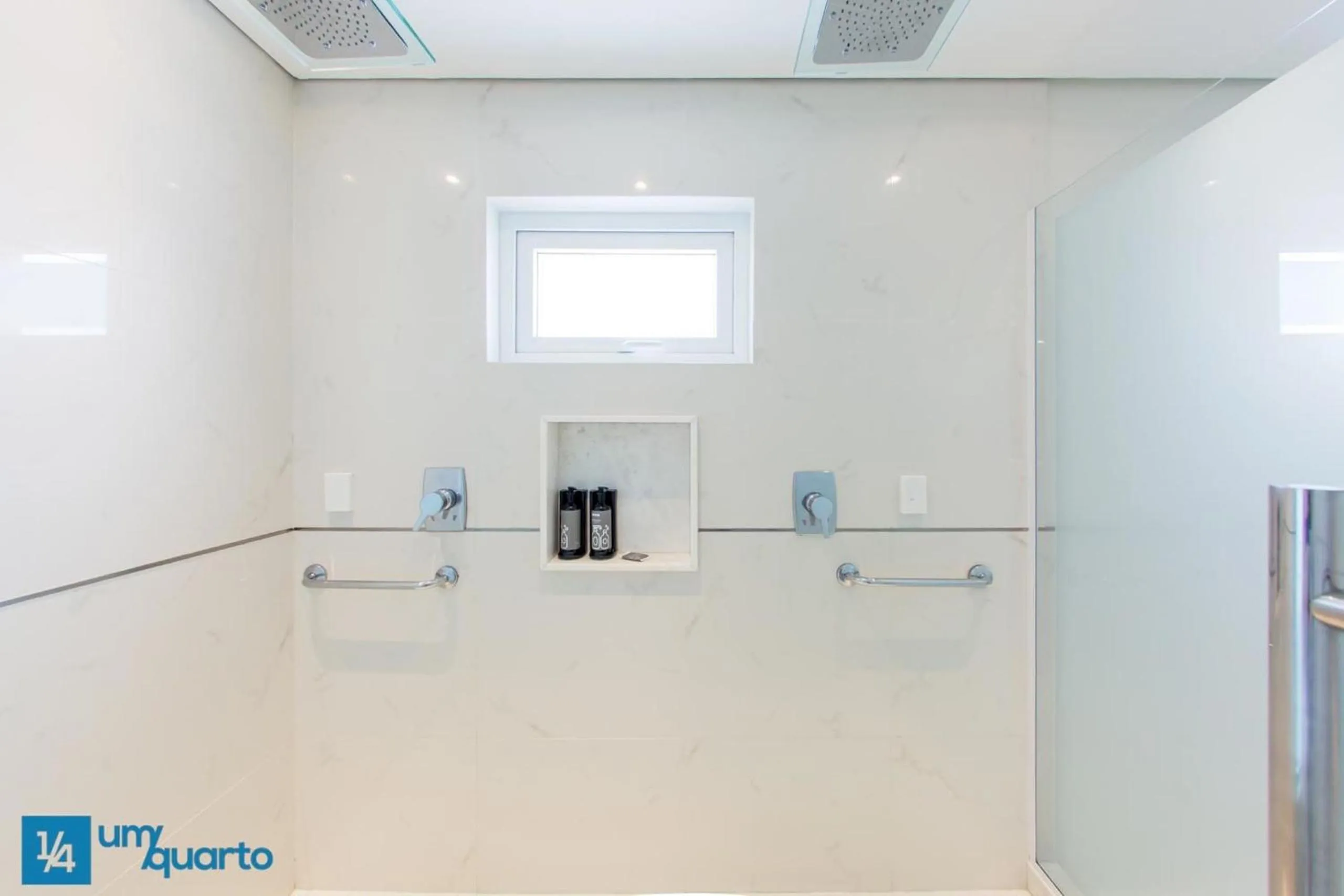 Toilet in Manhattan Floor