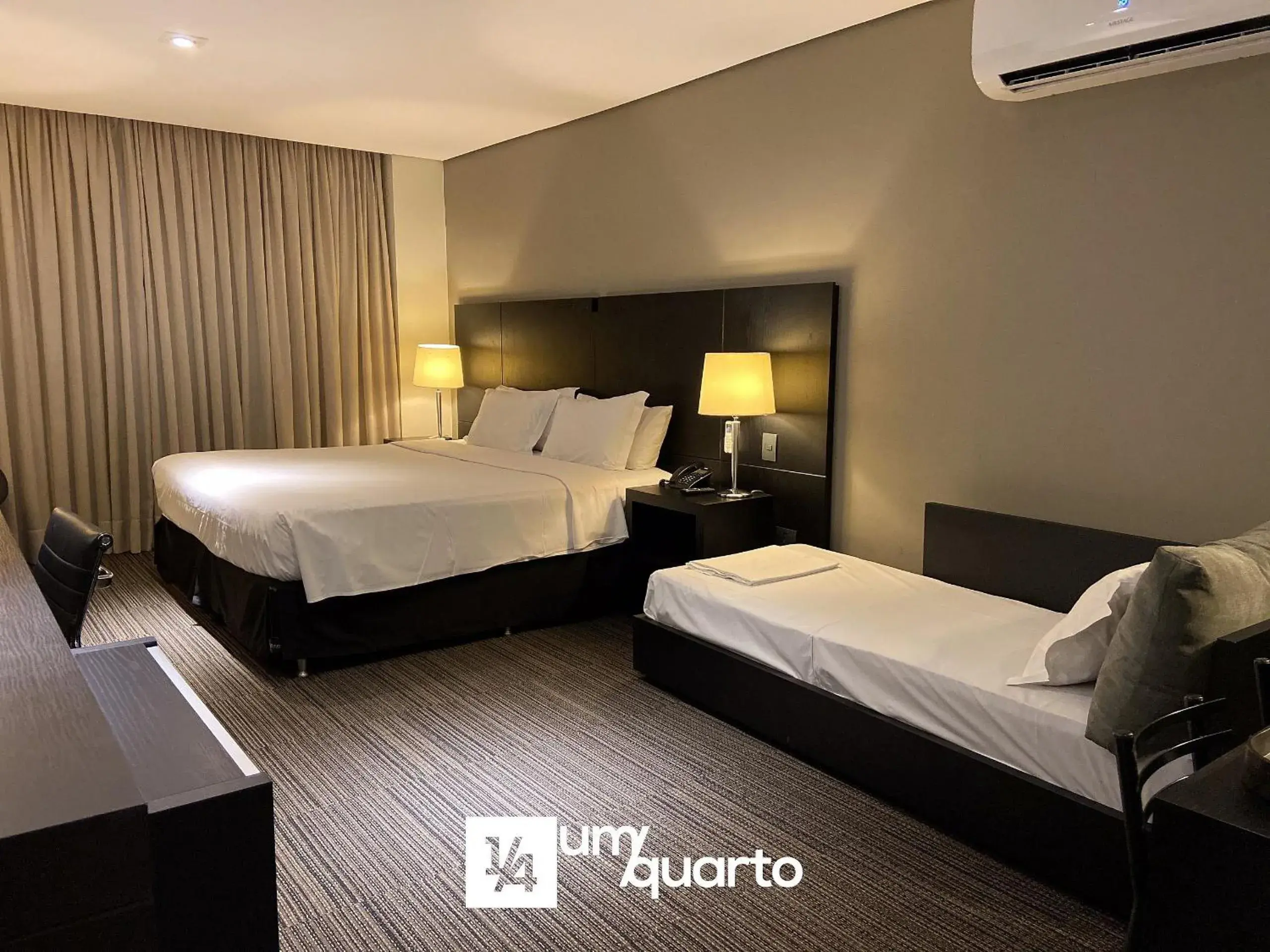 Suite Family with Kitchen in Manhattan Floor Suite Family with Kitchen in Manhattan Floor