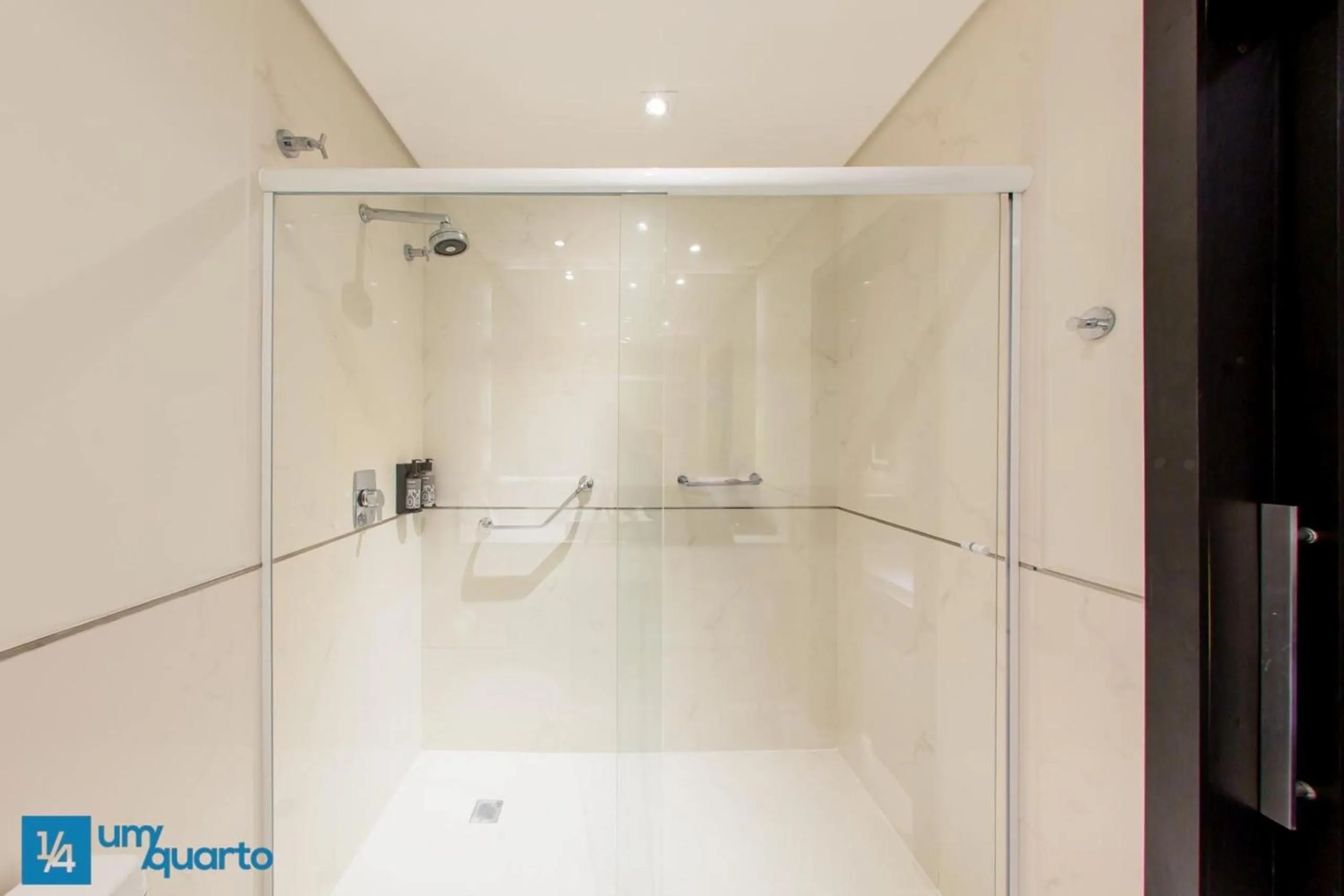 Toilet in Manhattan Floor