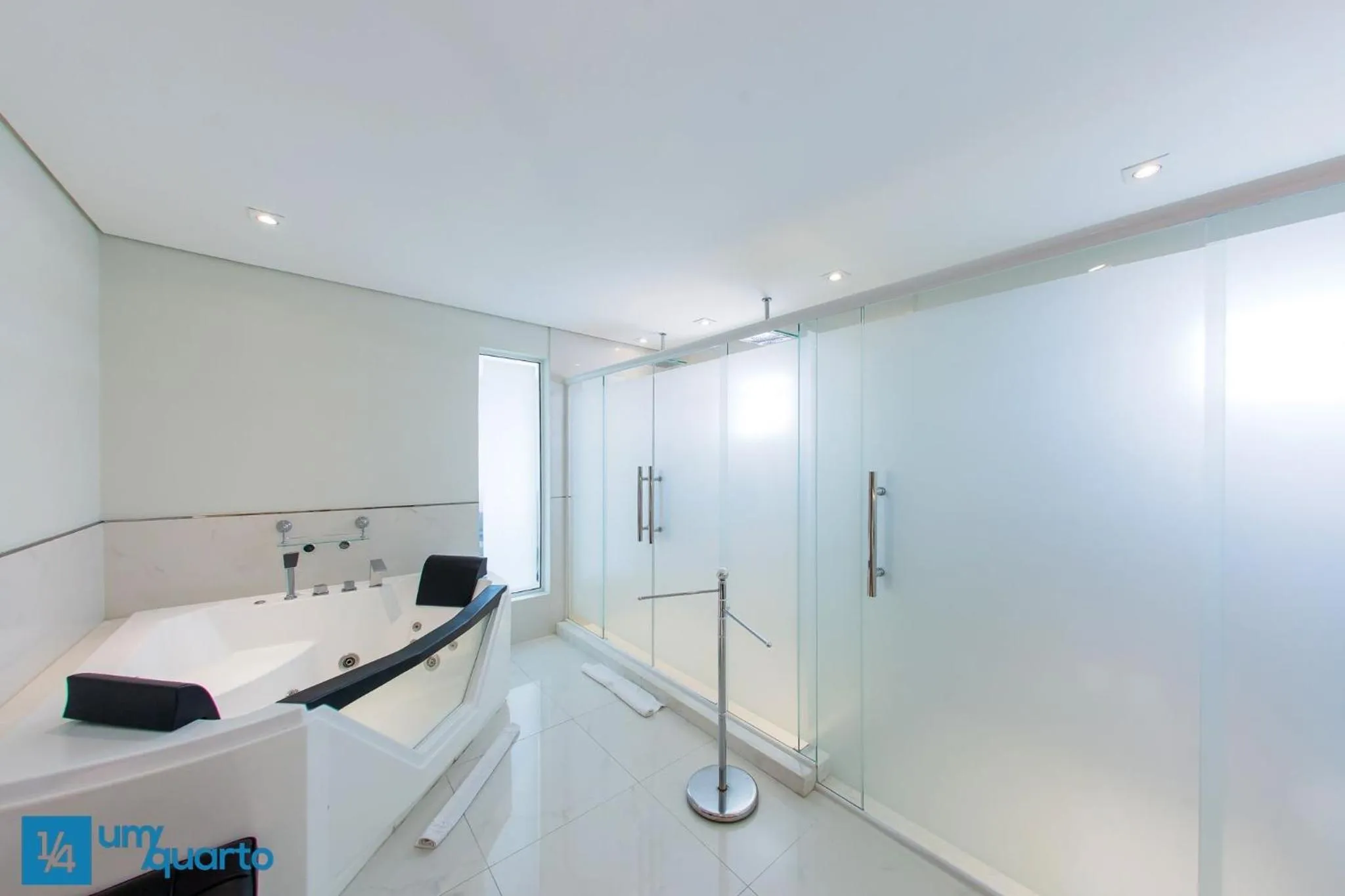 Toilet in Manhattan Floor