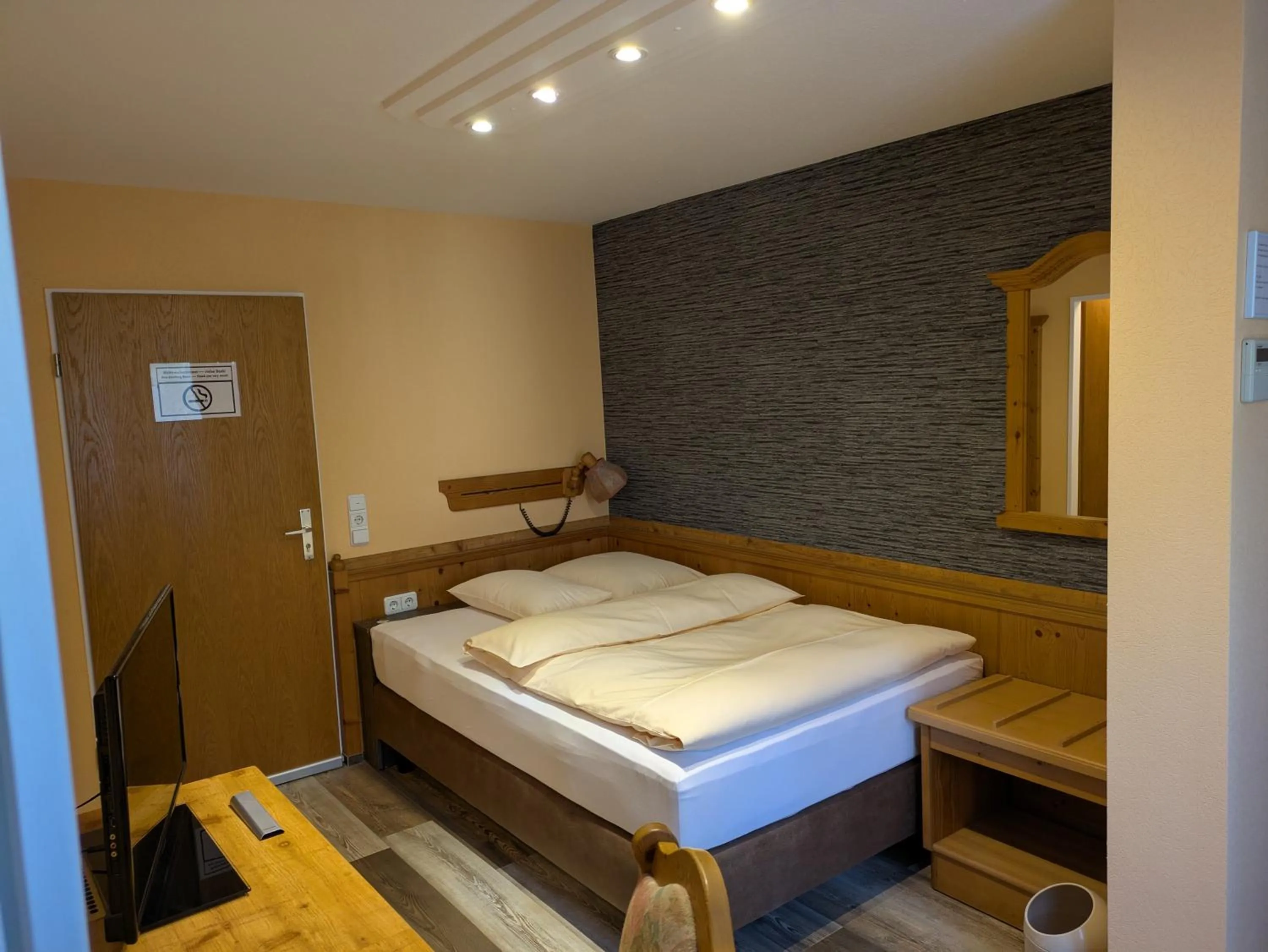 Bed in Hotel Odenwaldblick