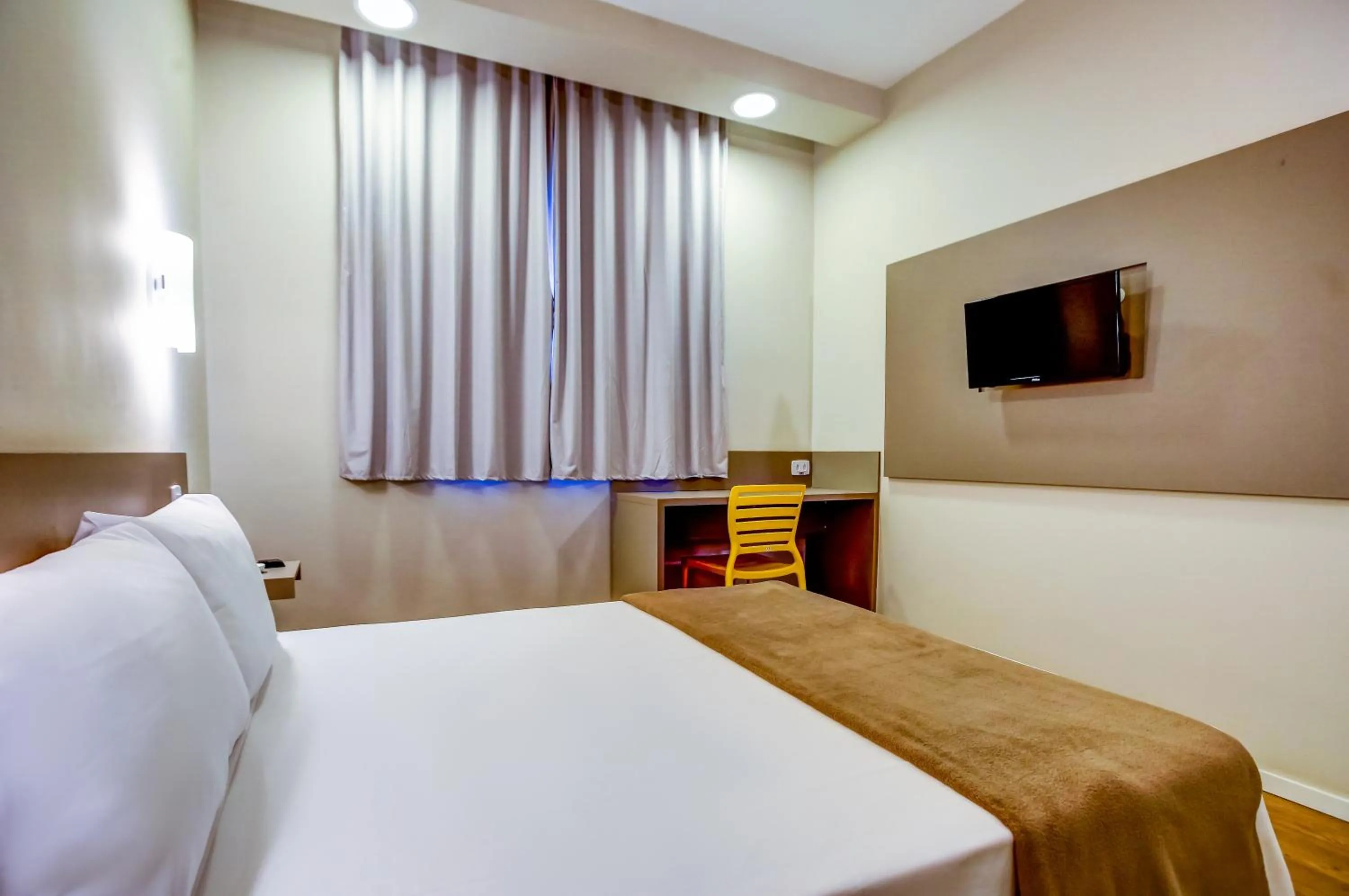 Bedroom in Transamerica Fit Sorriso