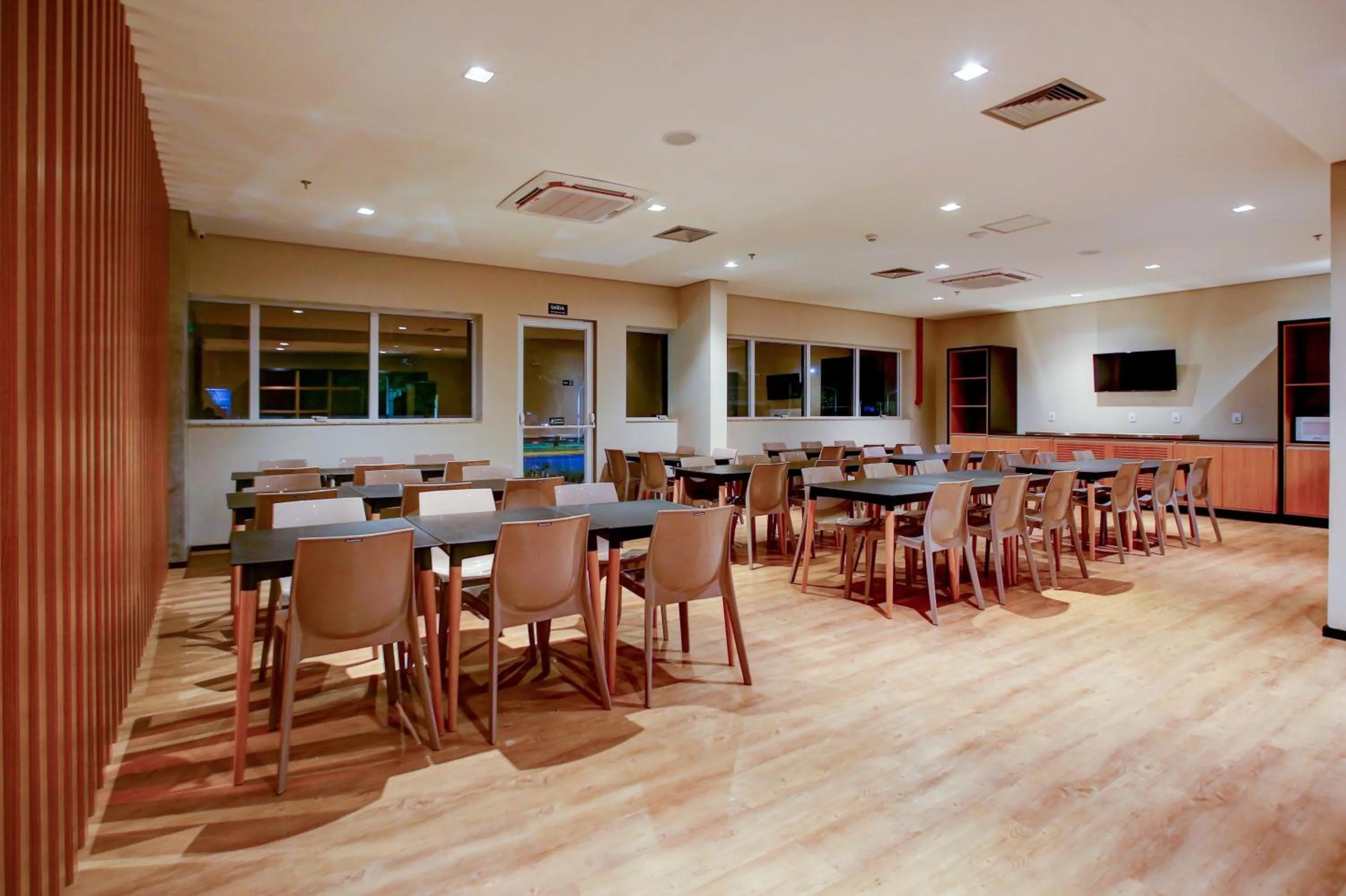 Restaurant/places to eat in Transamerica Fit Sorriso