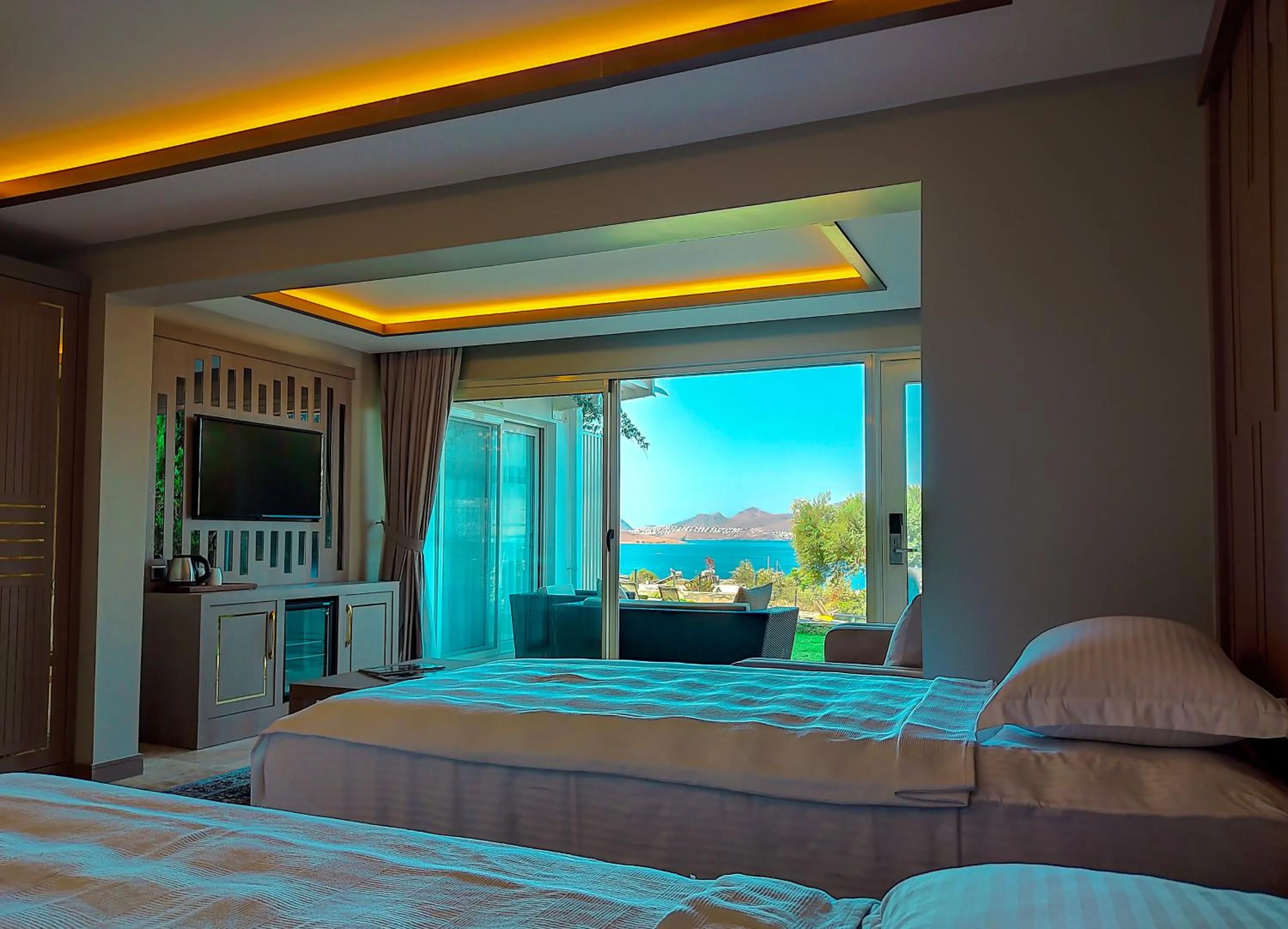 Photo of the whole room, Bed in Roas Hotel Bodrum - City Center