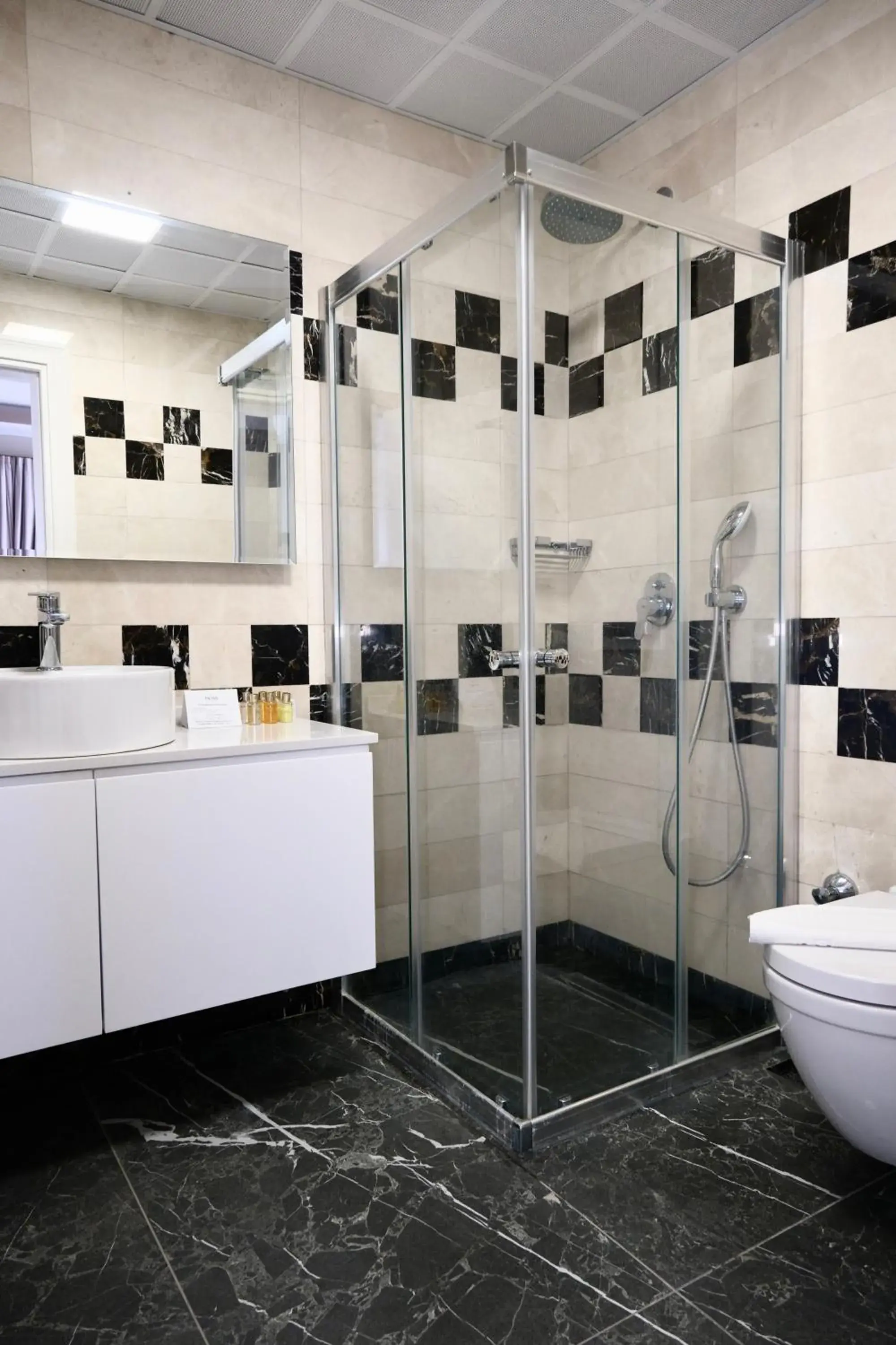 Standard Double Room in Roas Hotel Bodrum - City Center Standard Double Room in Roas Hotel Bodrum - City Center