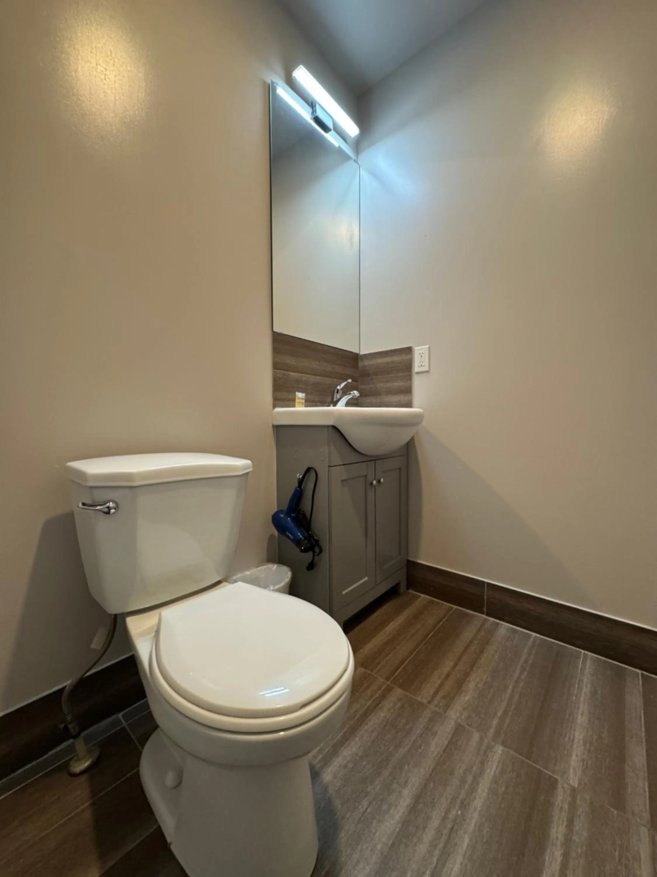 Bathroom in Big Bird Inn Wawa, SureStay Collection by Best Western