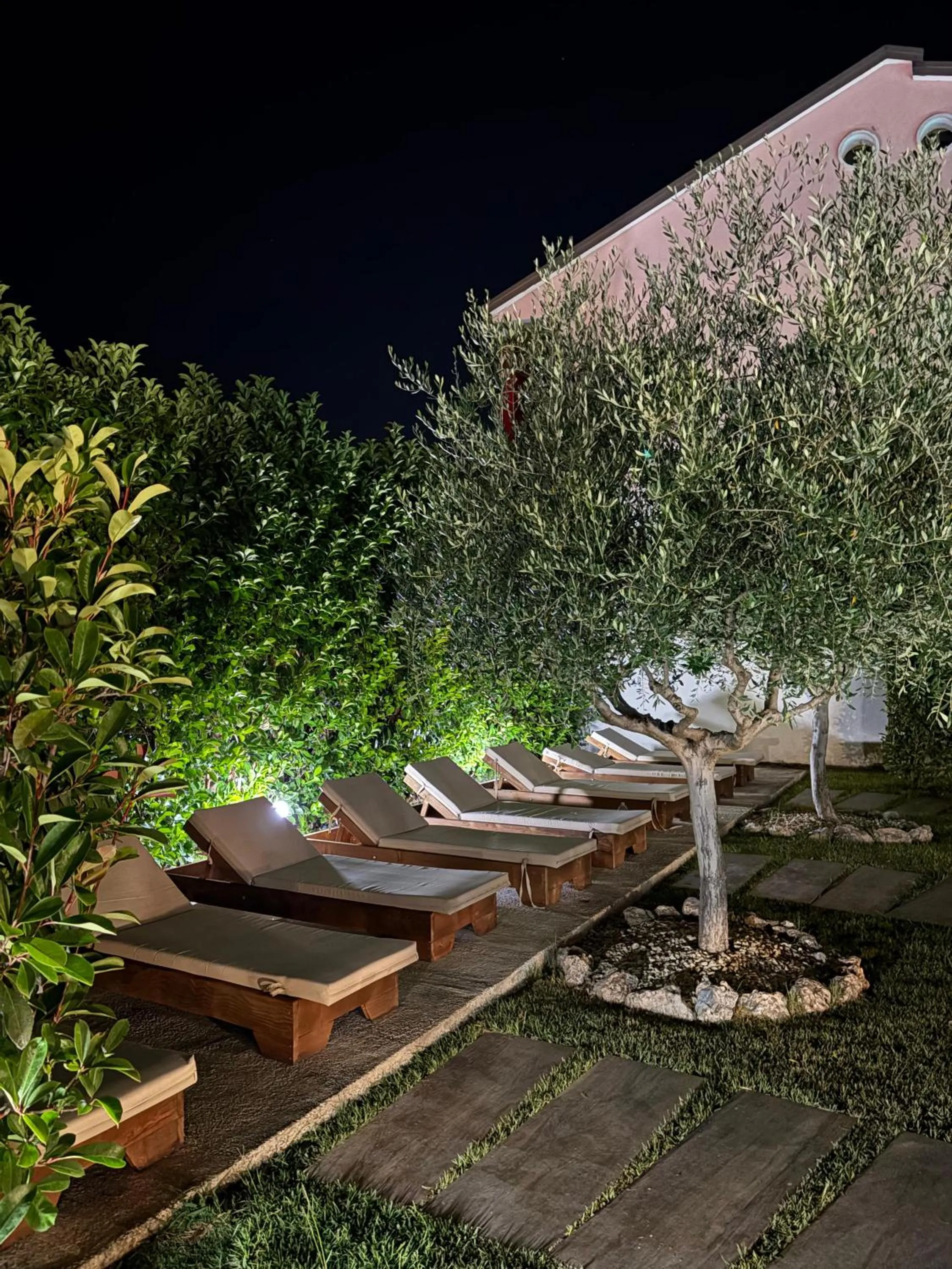 Night in B&B Resort El Bisagrà