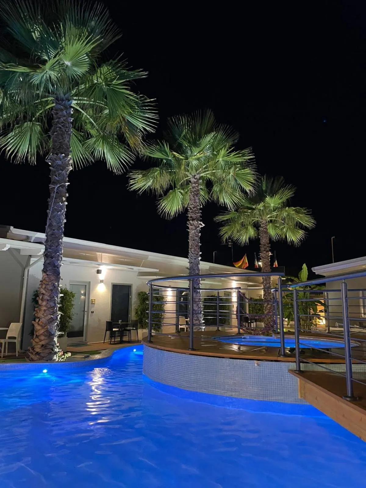 Hot Tub in B&B Resort El Bisagrà