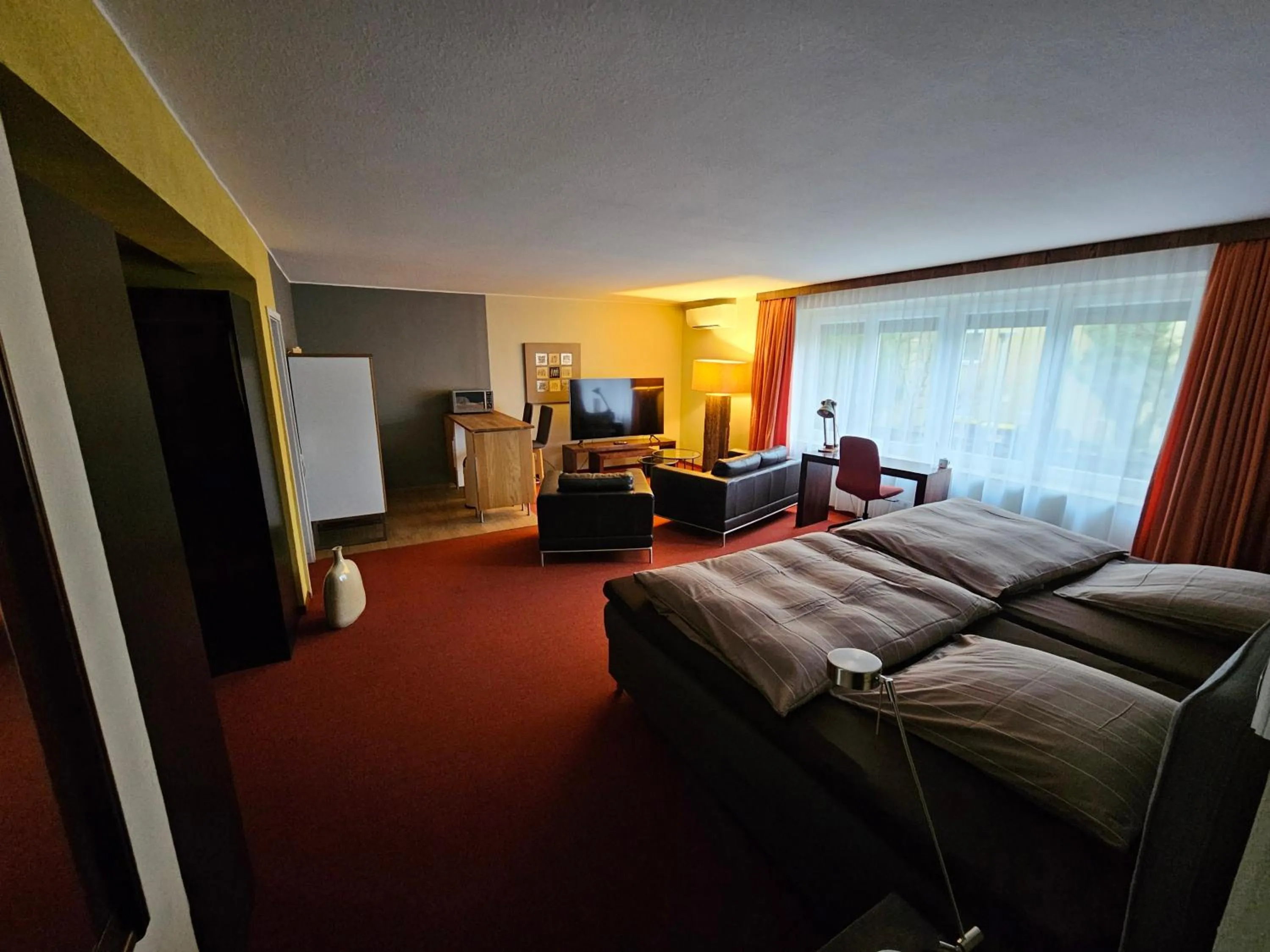 Photo of the whole room in Hotel Donnersberg