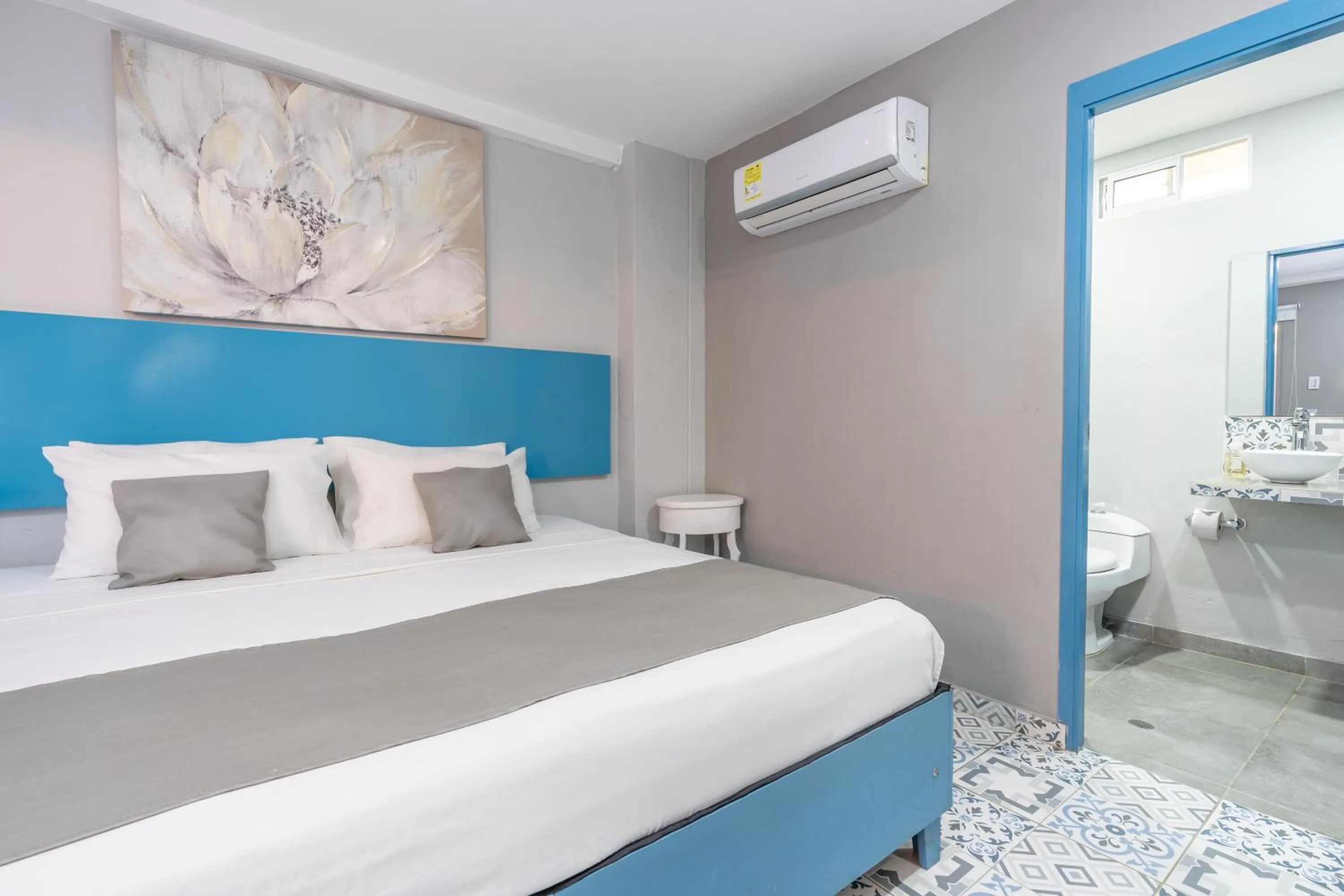 Bed in Hotel Adaz Mediterráneo